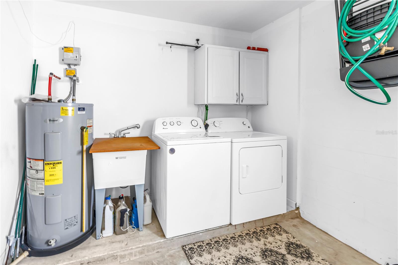 SOUTH VENICE - Residential