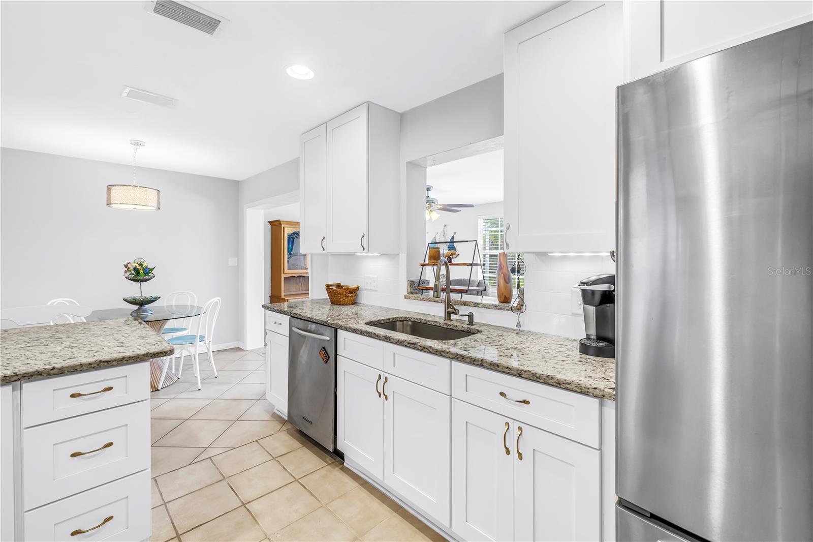 SOUTH VENICE - Residential