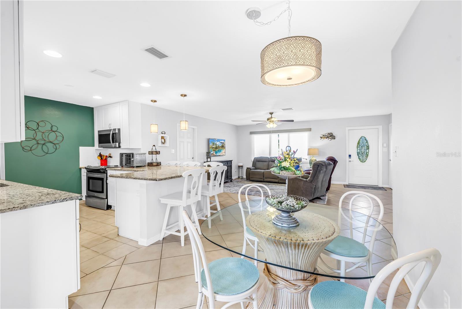 SOUTH VENICE - Residential