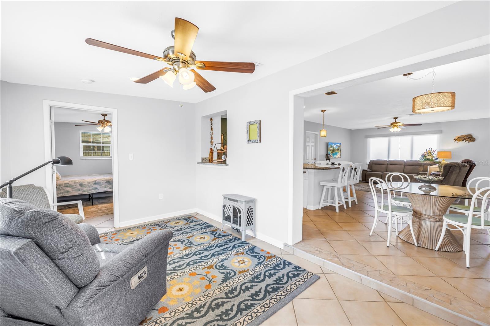 SOUTH VENICE - Residential