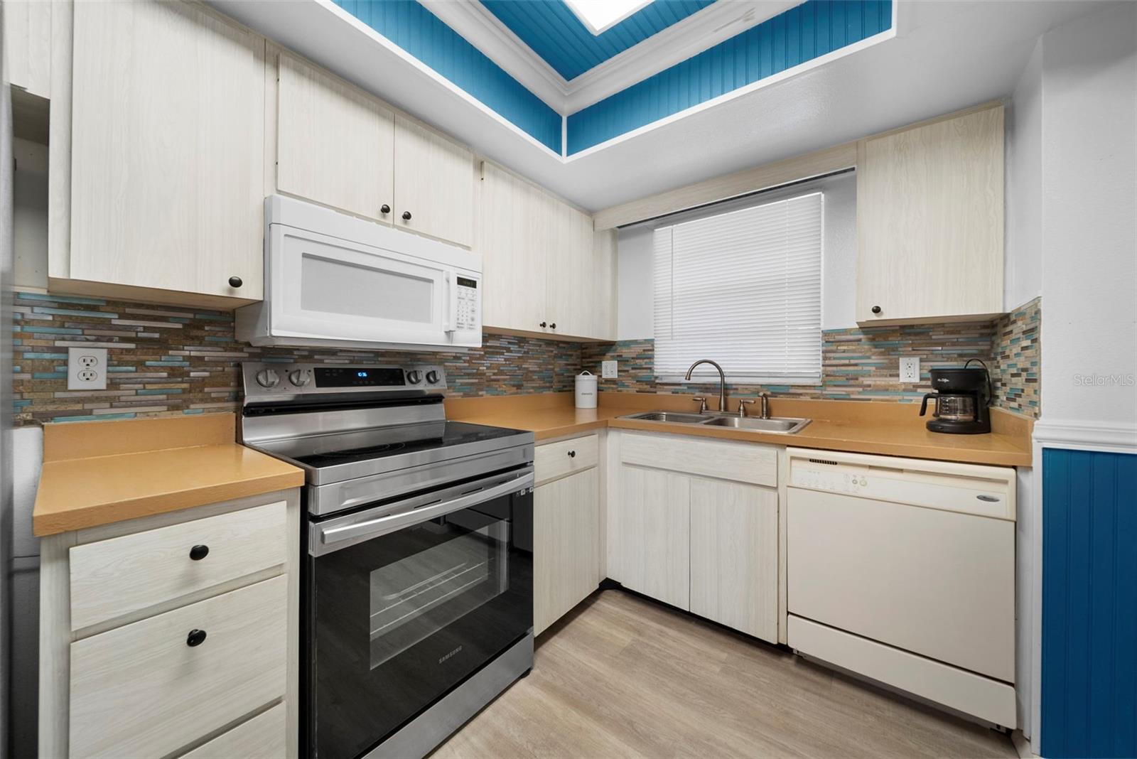 PARK ACRES ESTATES SEC II - Residential