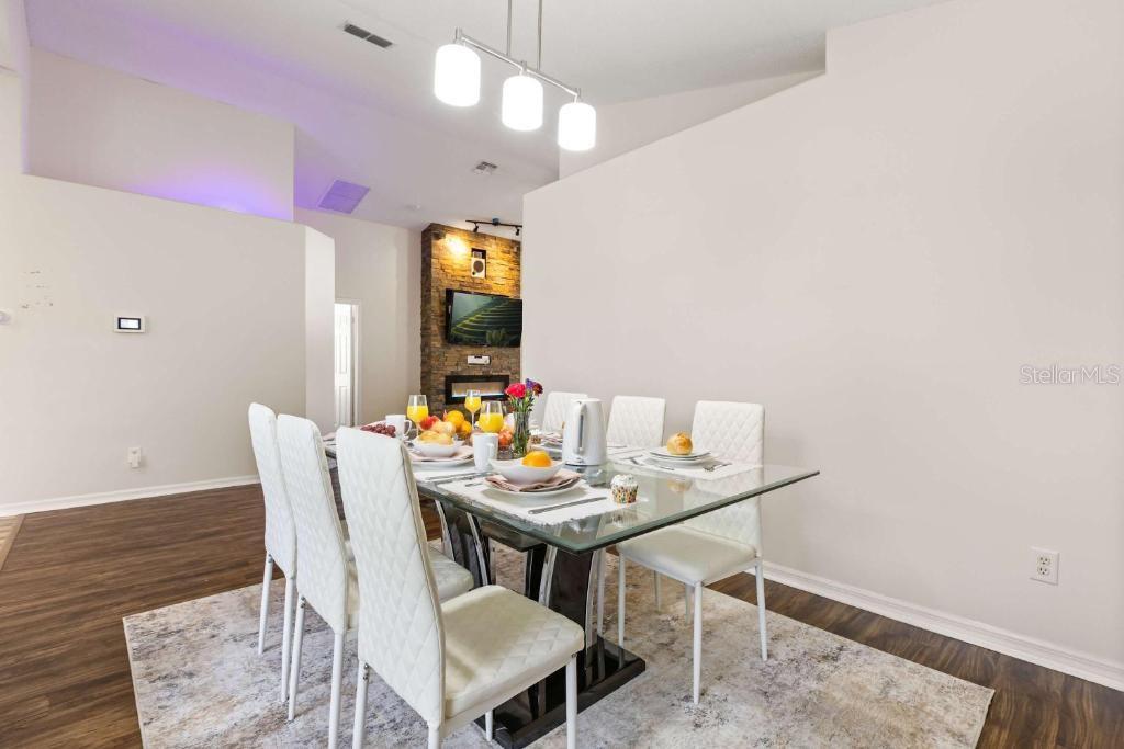 Photo of 2660 Oneida Loop, Kissimmee, FL 34747 (MLS # O6433486)