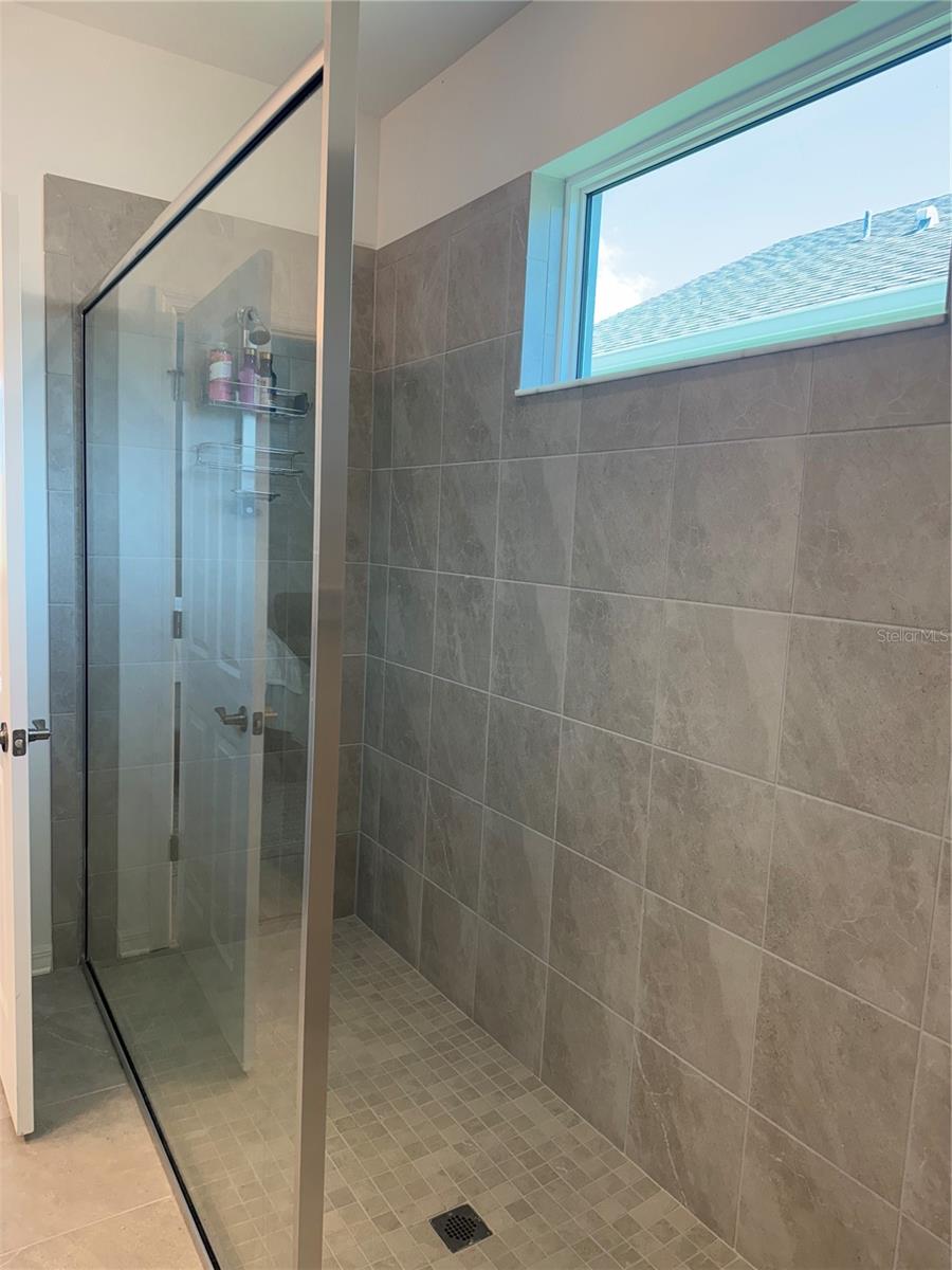 NAUTIQUE/WATERSIDE - Residential Lease