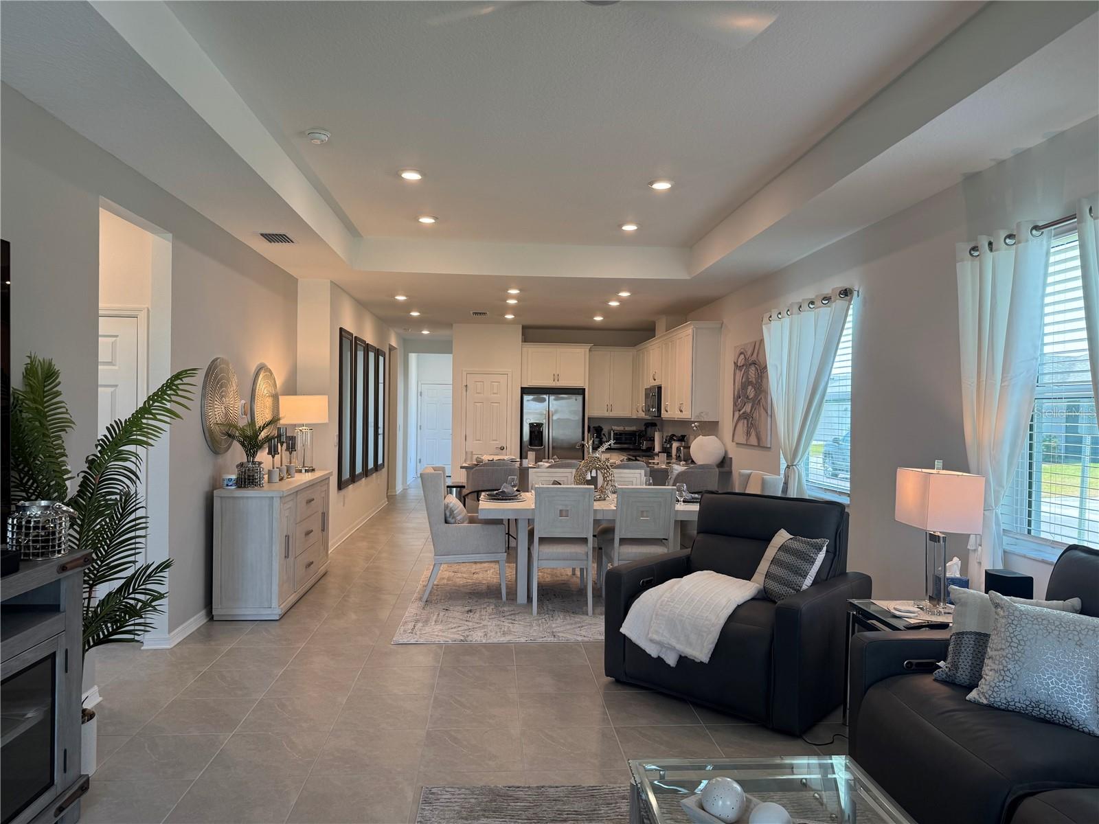 NAUTIQUE/WATERSIDE - Residential Lease