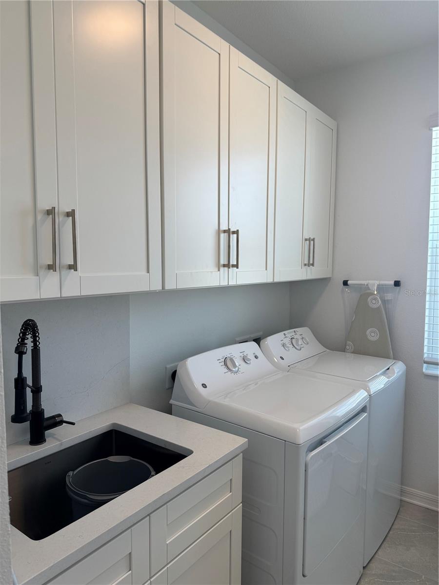 NAUTIQUE/WATERSIDE - Residential Lease