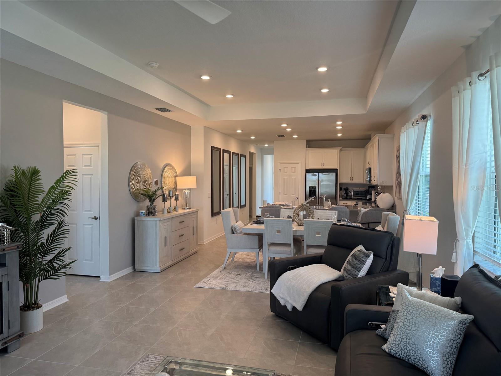 NAUTIQUE/WATERSIDE - Residential Lease
