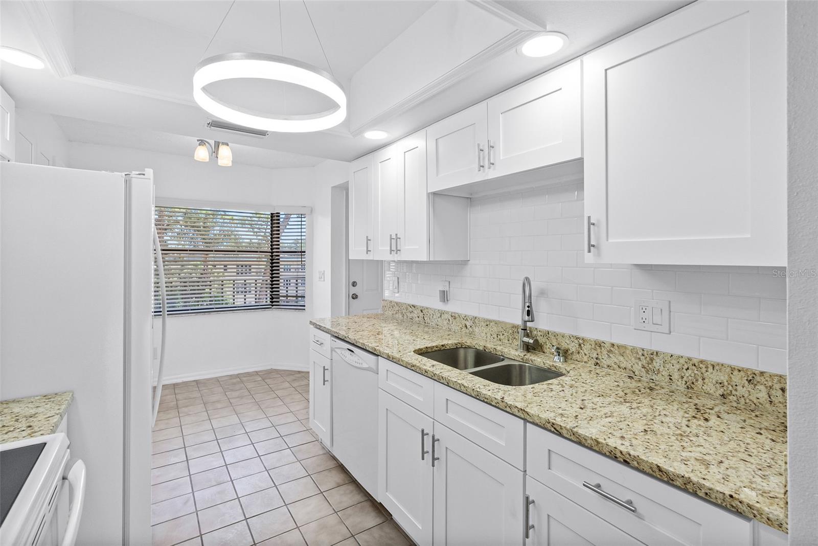 6000 PARK PLACE CONDO - Residential
