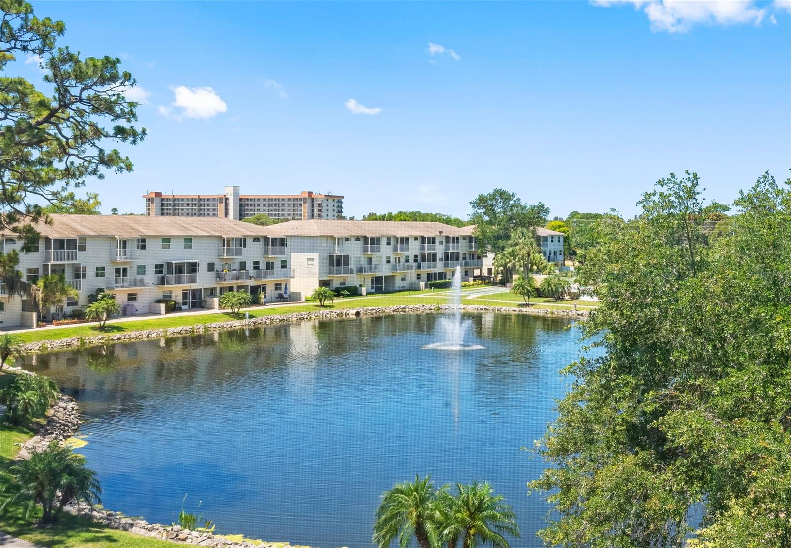 6000 PARK PLACE CONDO - Residential