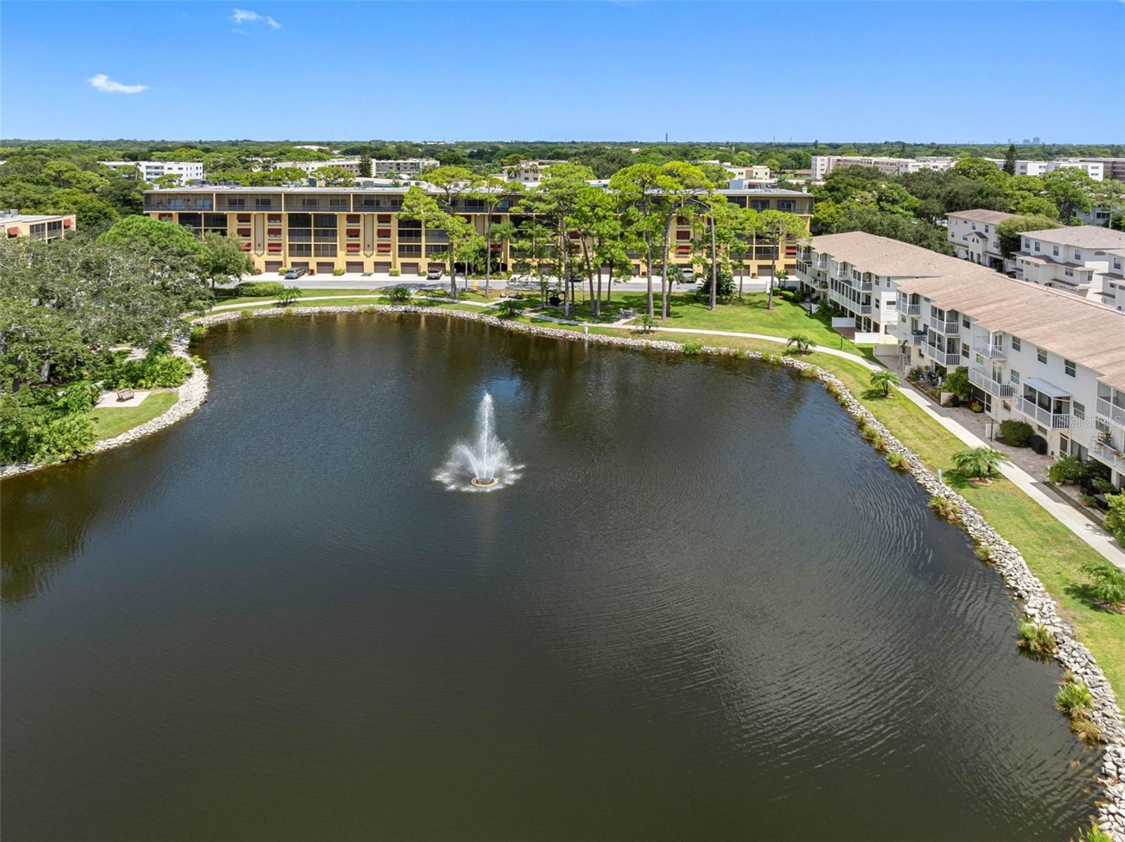 6000 PARK PLACE CONDO - Residential