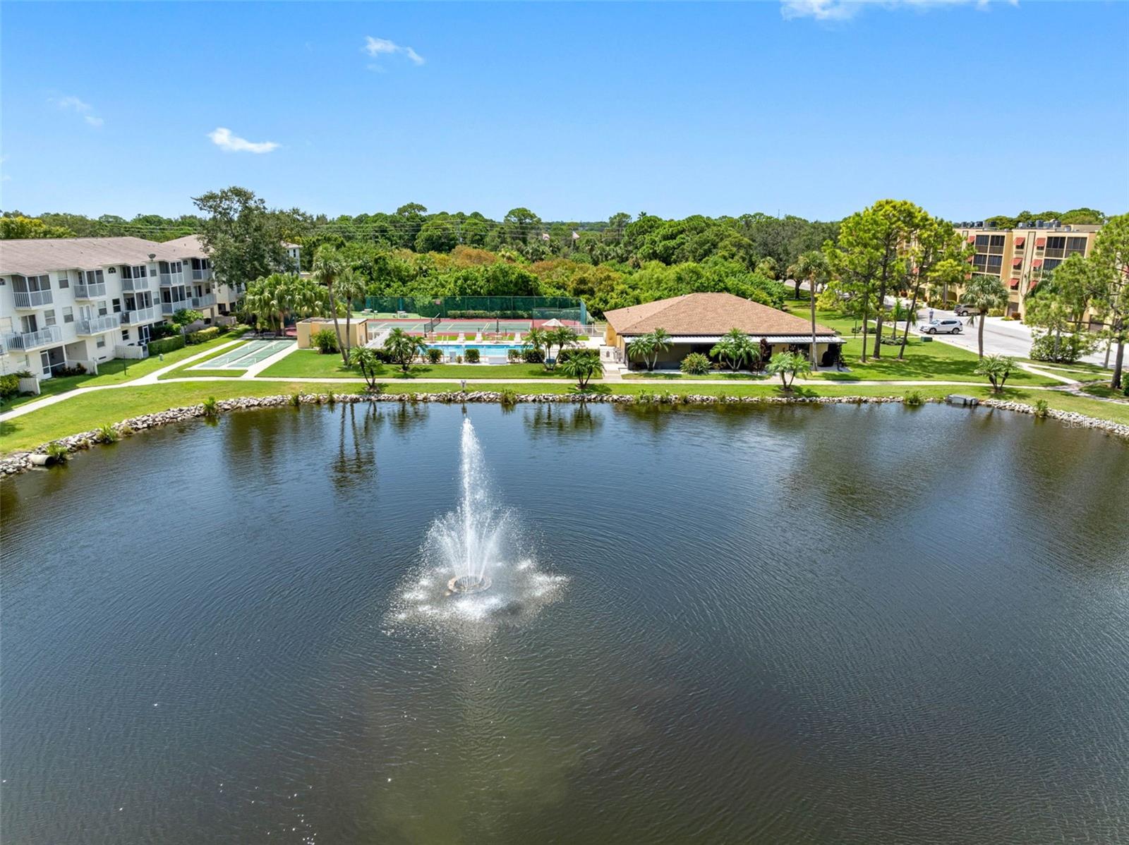 6000 PARK PLACE CONDO - Residential