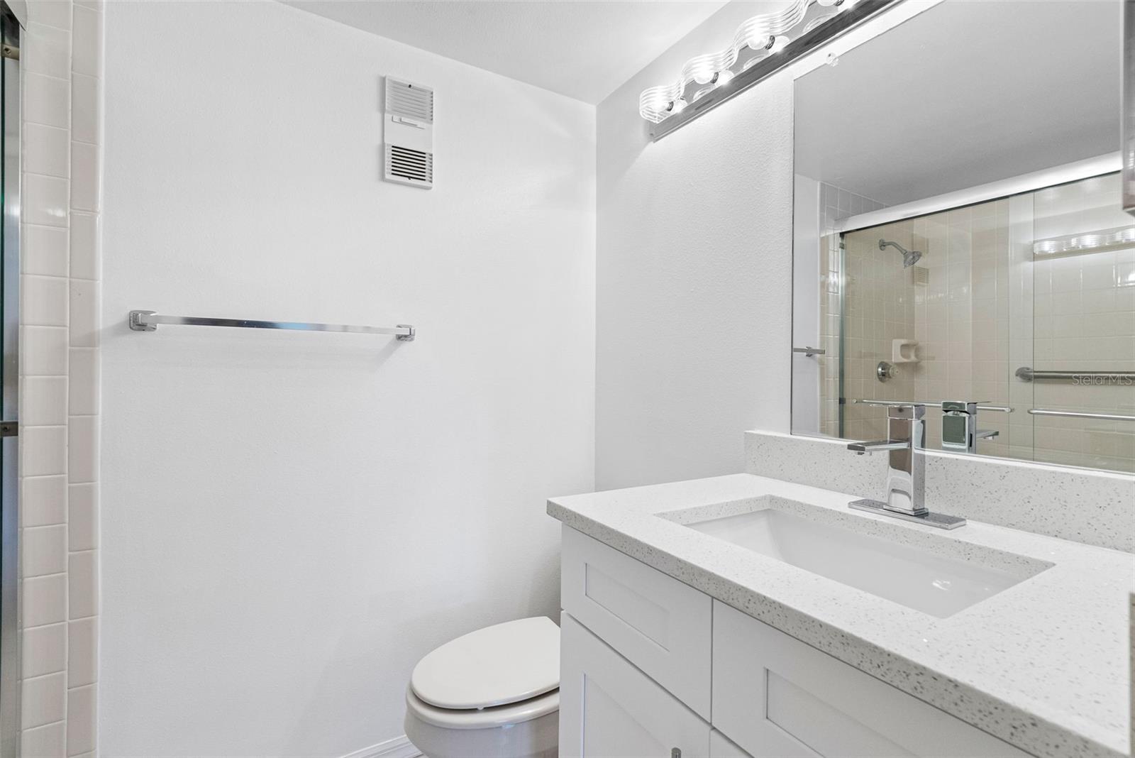 6000 PARK PLACE CONDO - Residential