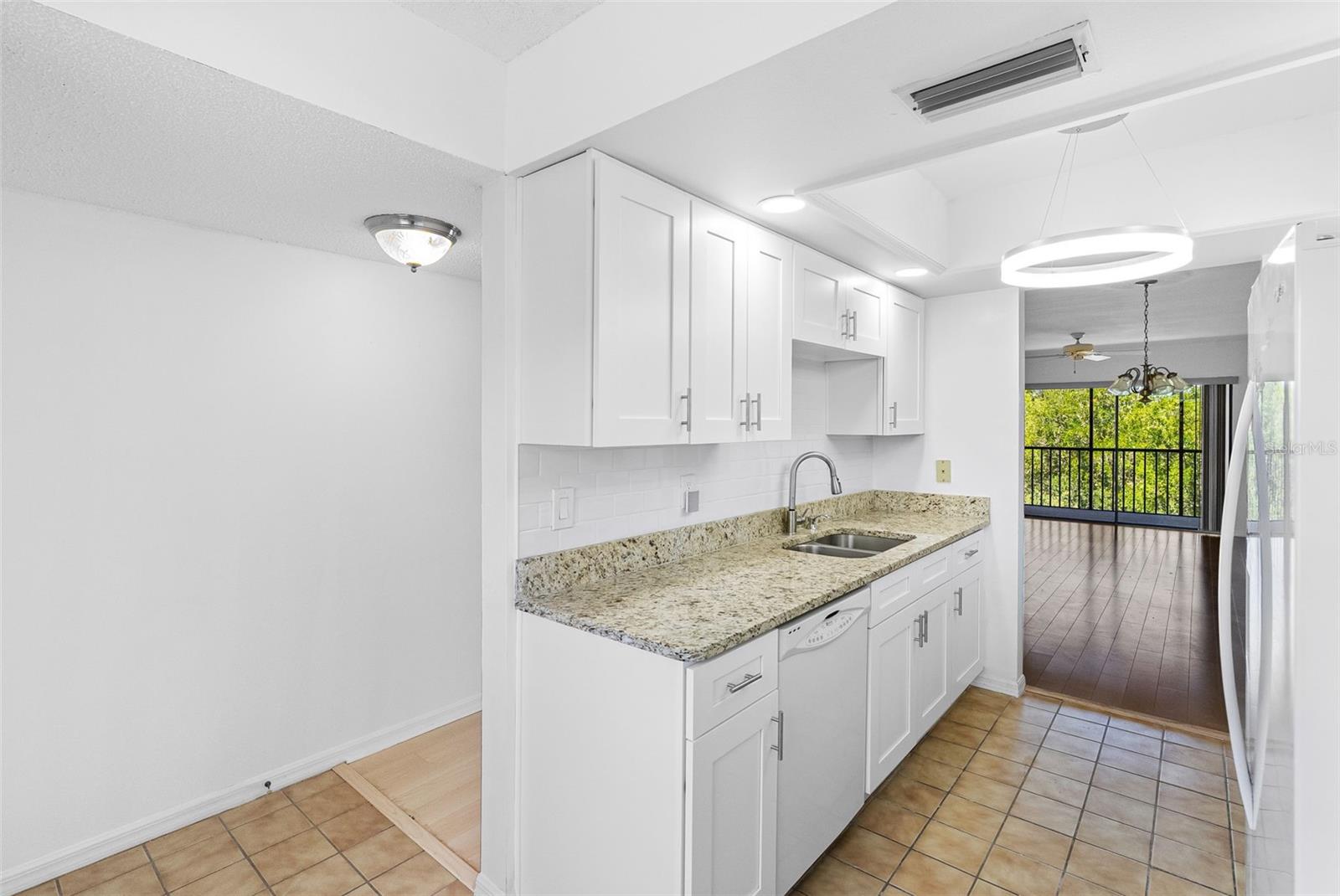 6000 PARK PLACE CONDO - Residential
