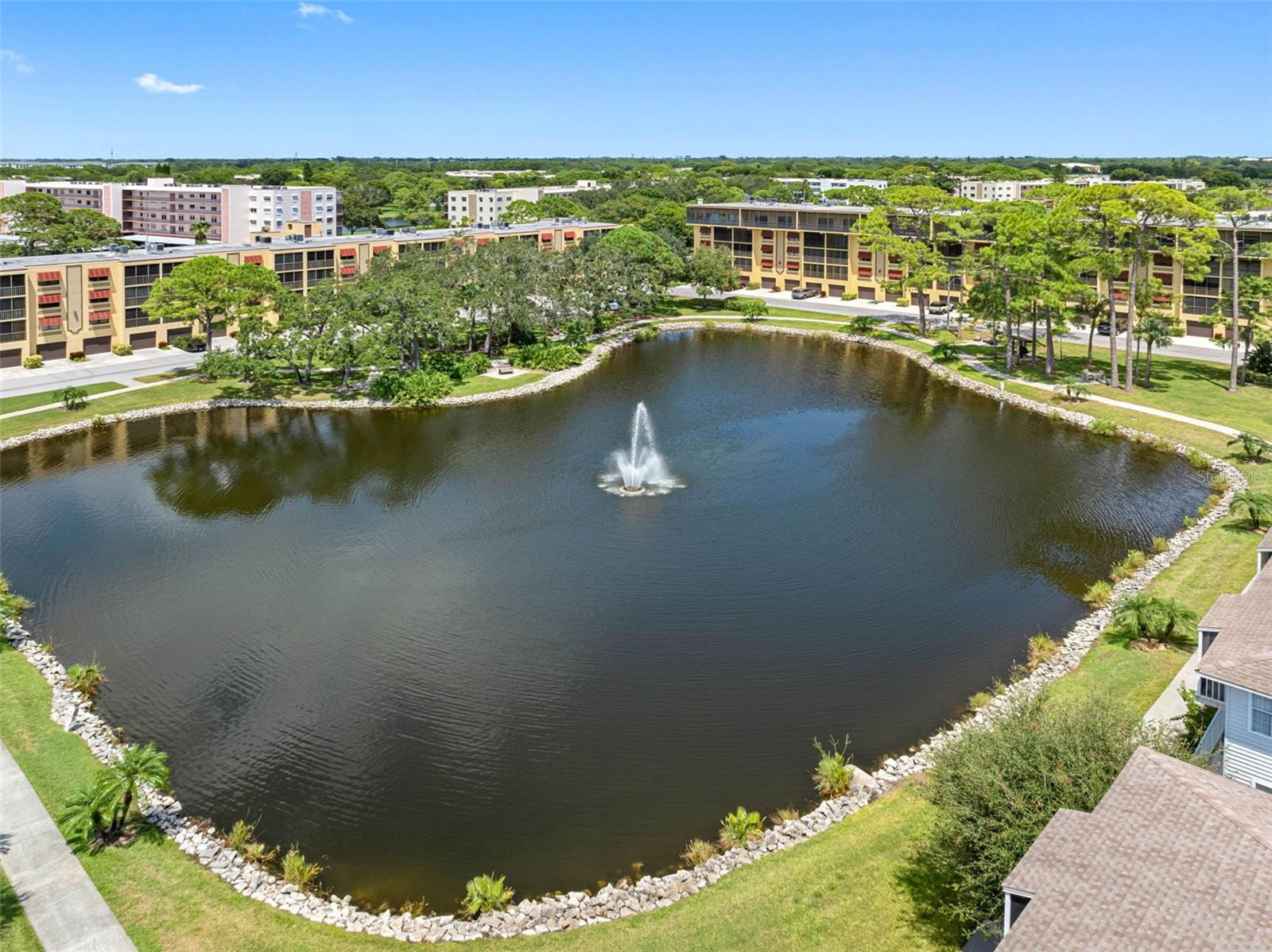 6000 PARK PLACE CONDO - Residential