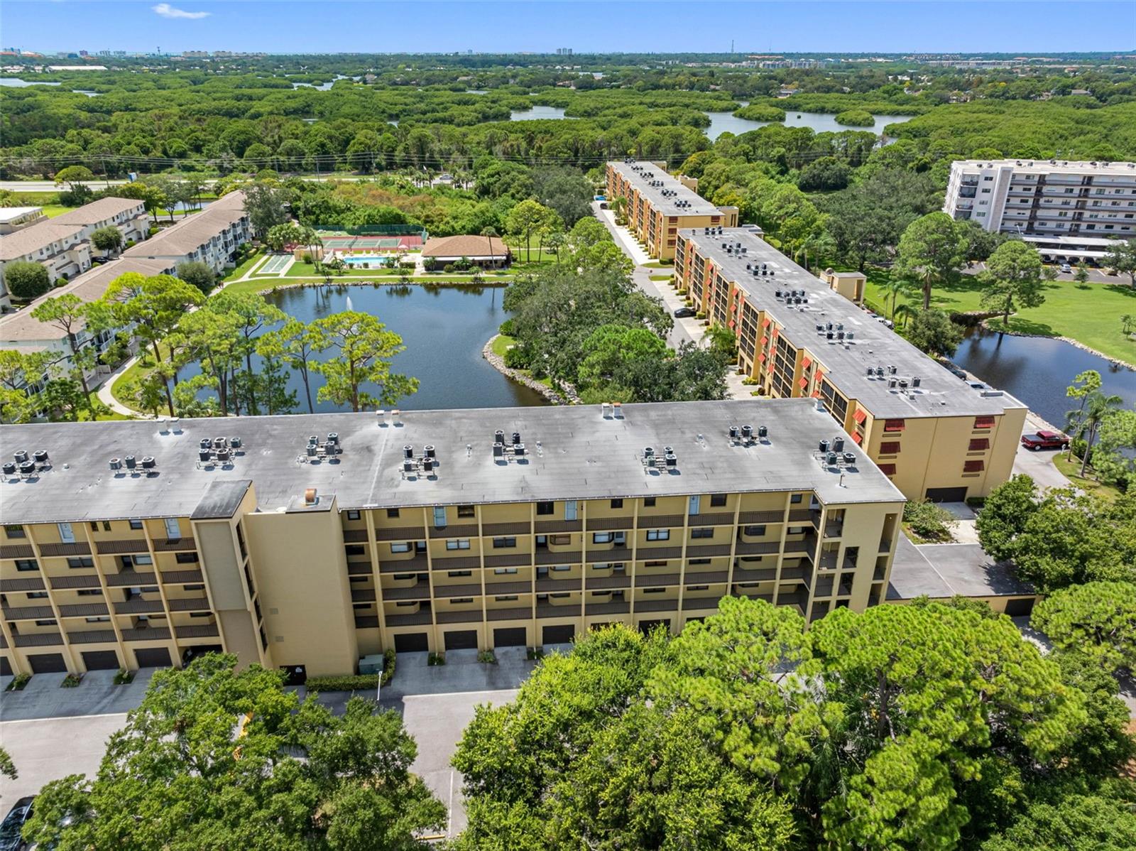 6000 PARK PLACE CONDO - Residential
