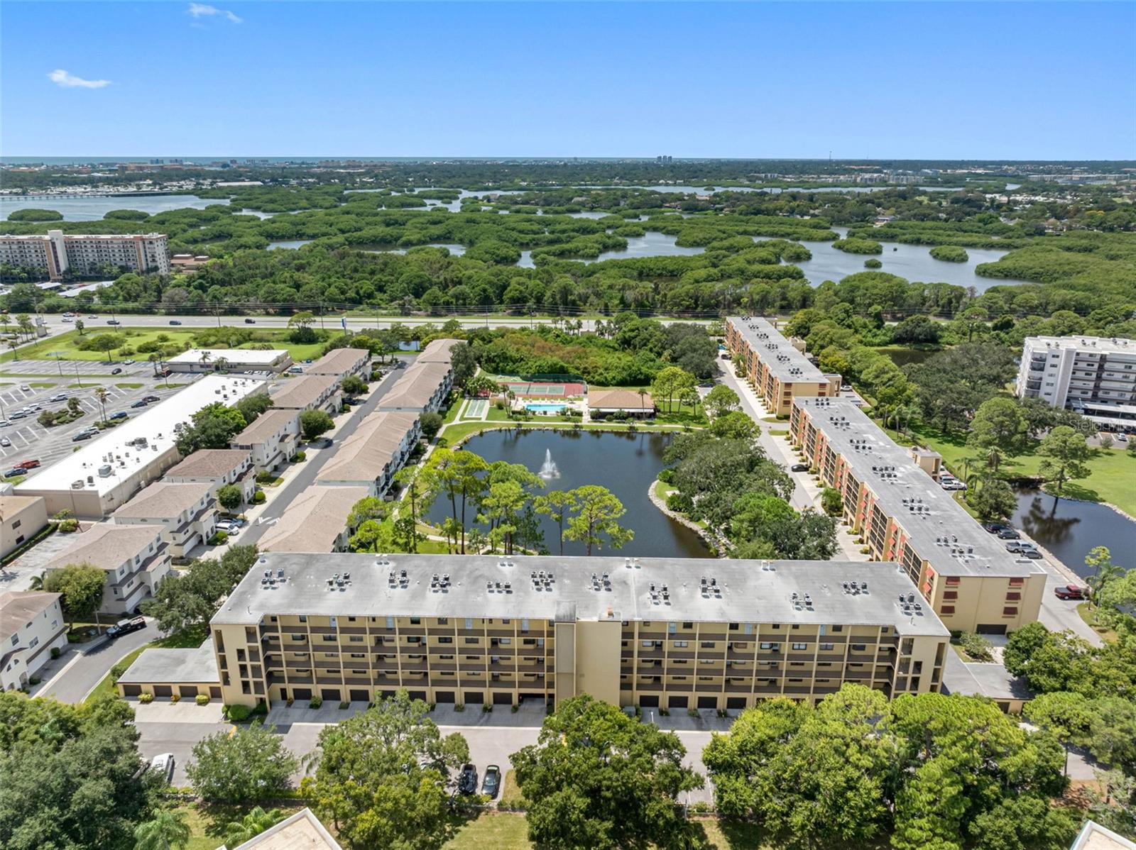 6000 PARK PLACE CONDO - Residential