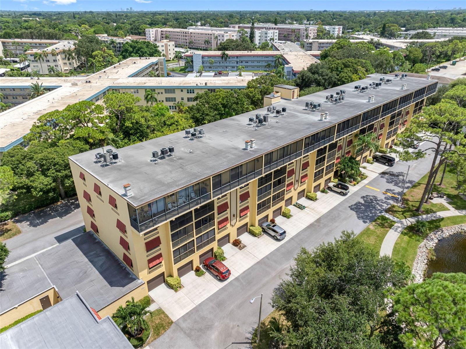6000 PARK PLACE CONDO - Residential