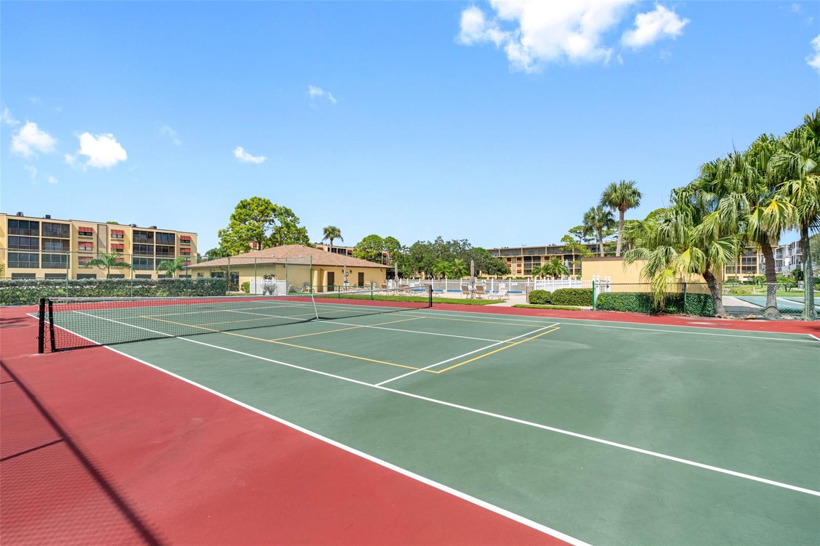 6000 PARK PLACE CONDO - Residential