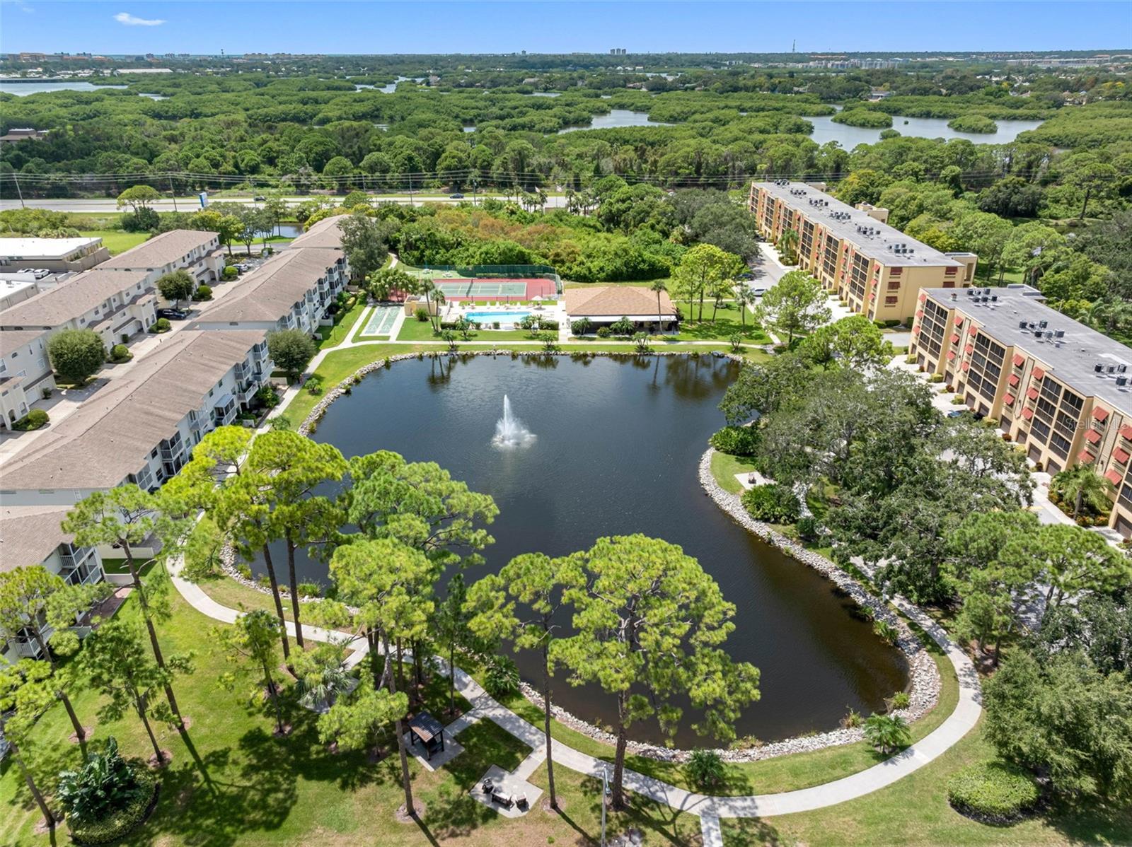 6000 PARK PLACE CONDO - Residential