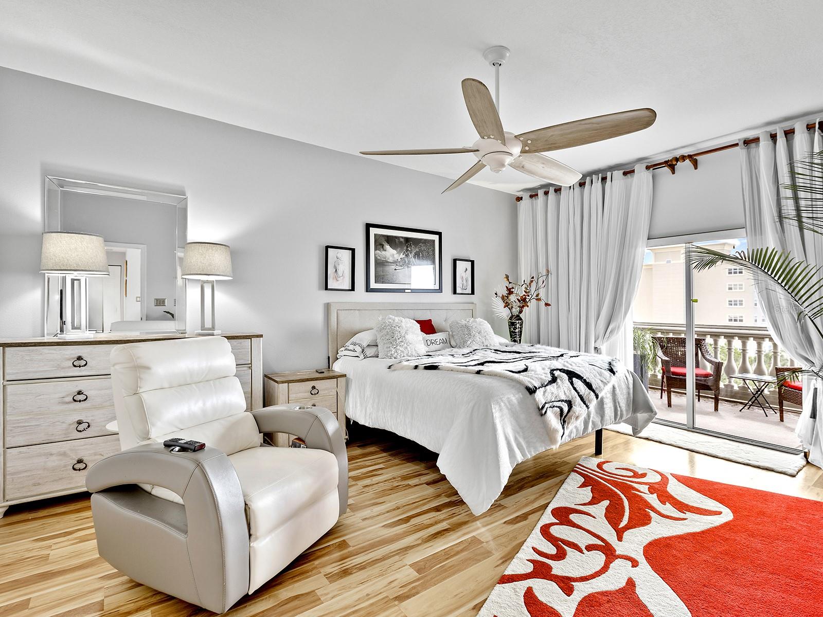 WOODMERE AT JACARANDA - Residential