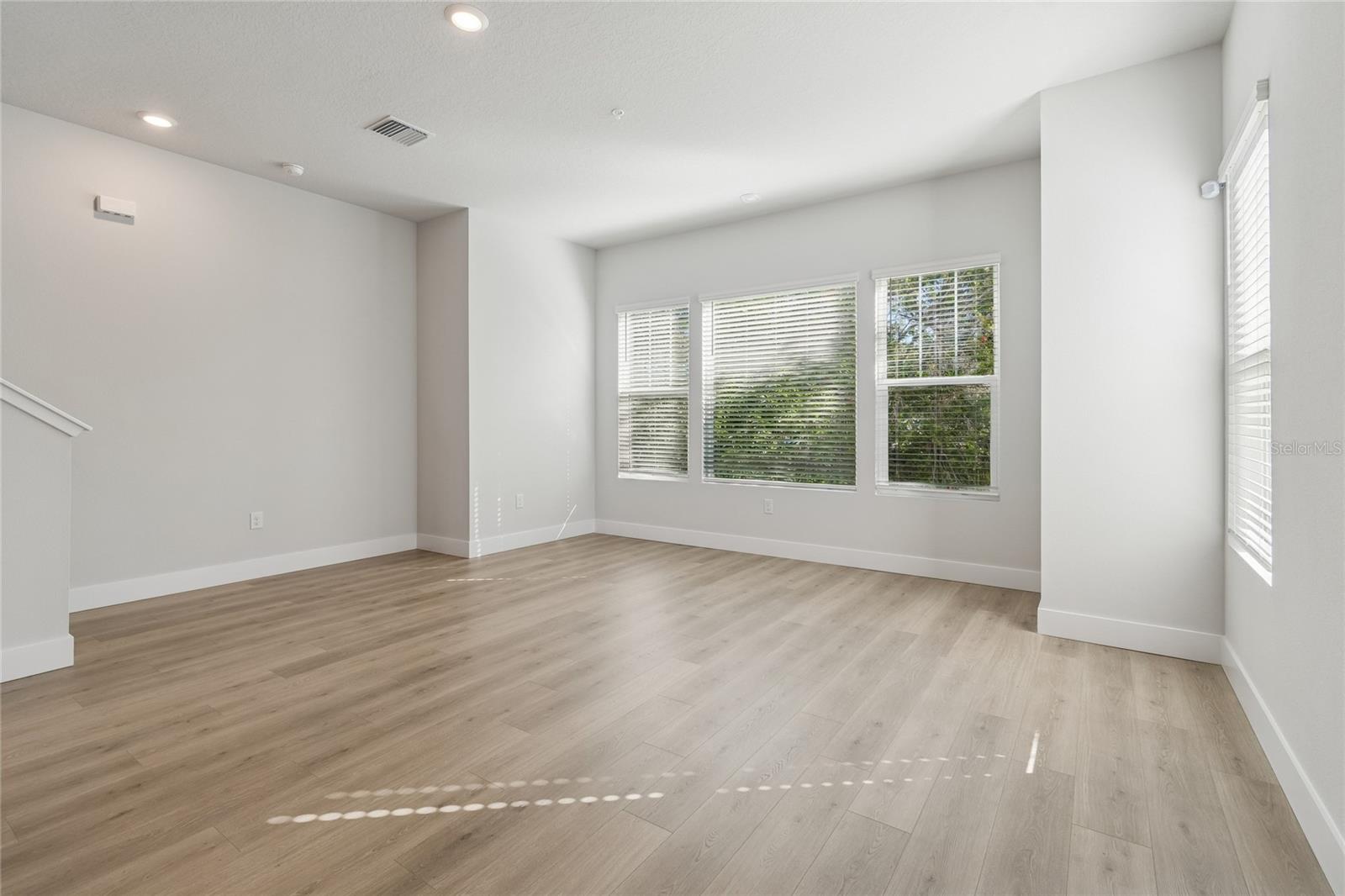 APEX AT SEMINOLE HEIGHTS - Residential