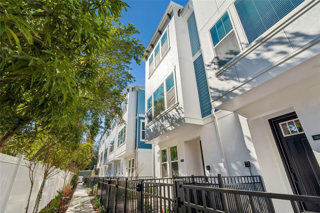 Photo of 6605 N Nebraska Avenue #17, Tampa, FL 33604 (MLS # TB8490767)