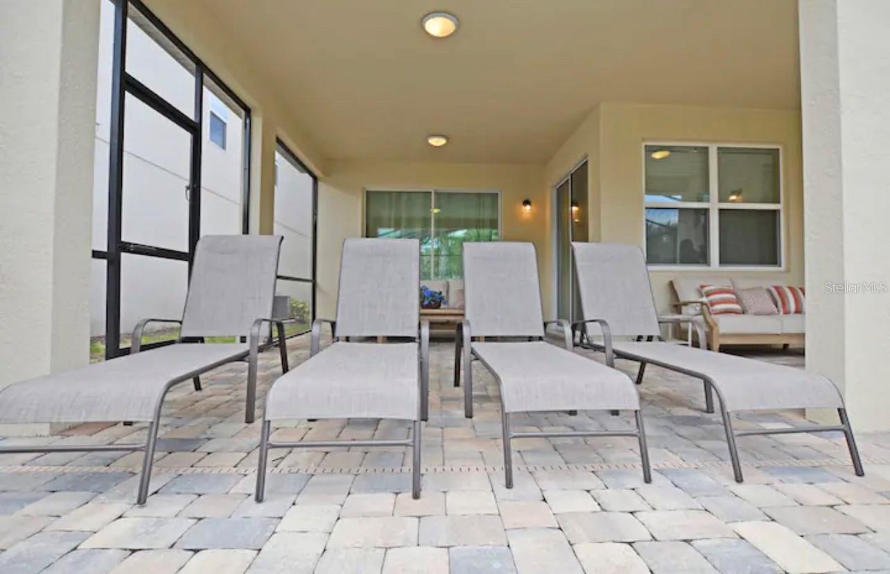 SOLARA RESIDENCE VACATION VILLAS REP - Residential