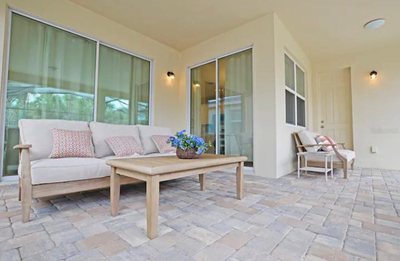 SOLARA RESIDENCE VACATION VILLAS REP - Residential