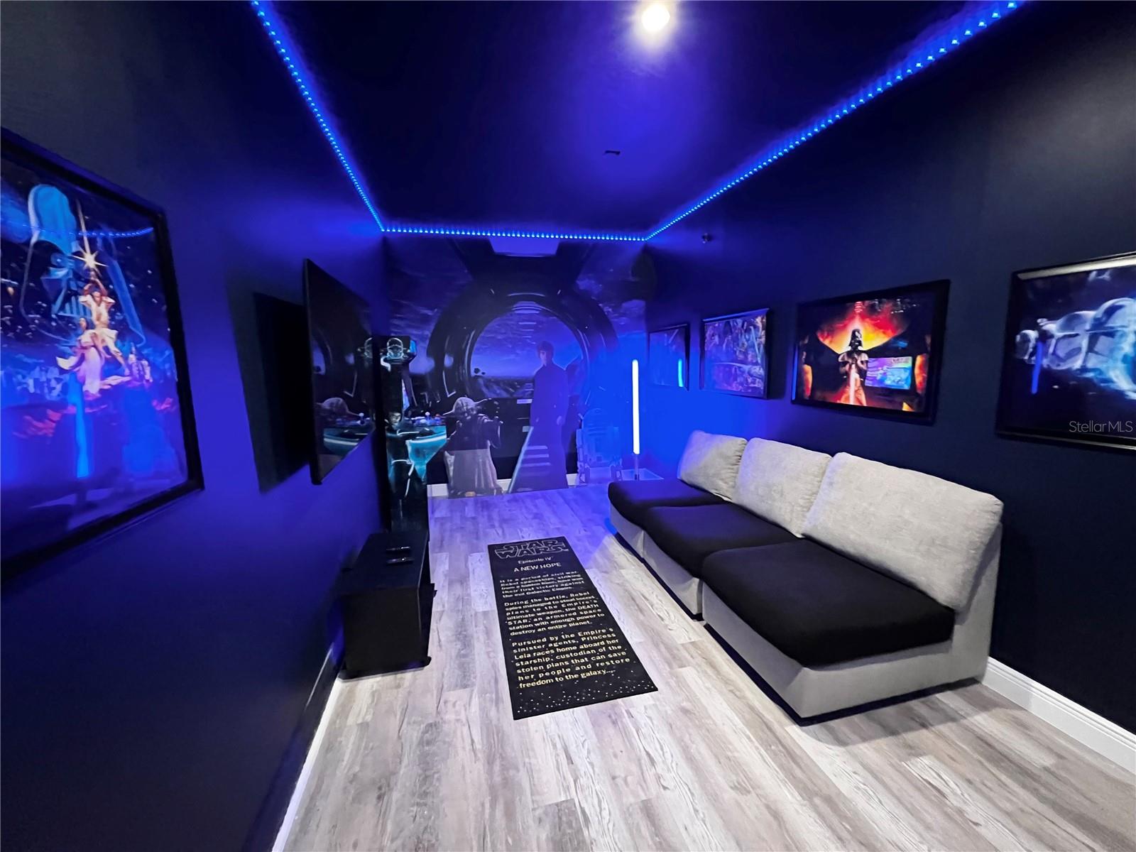 SOLARA RESIDENCE VACATION VILLAS REP - Residential