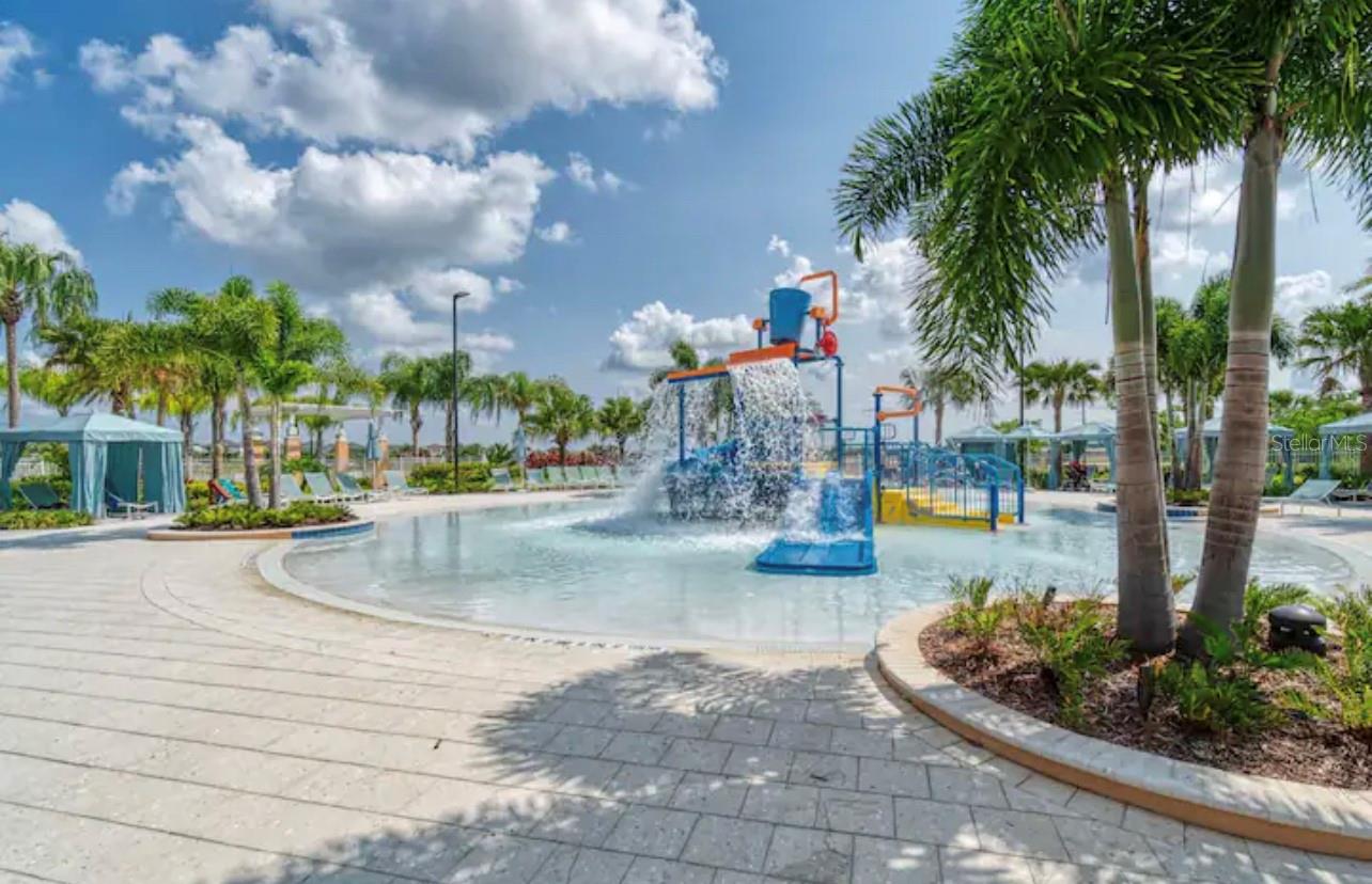 SOLARA RESIDENCE VACATION VILLAS REP - Residential