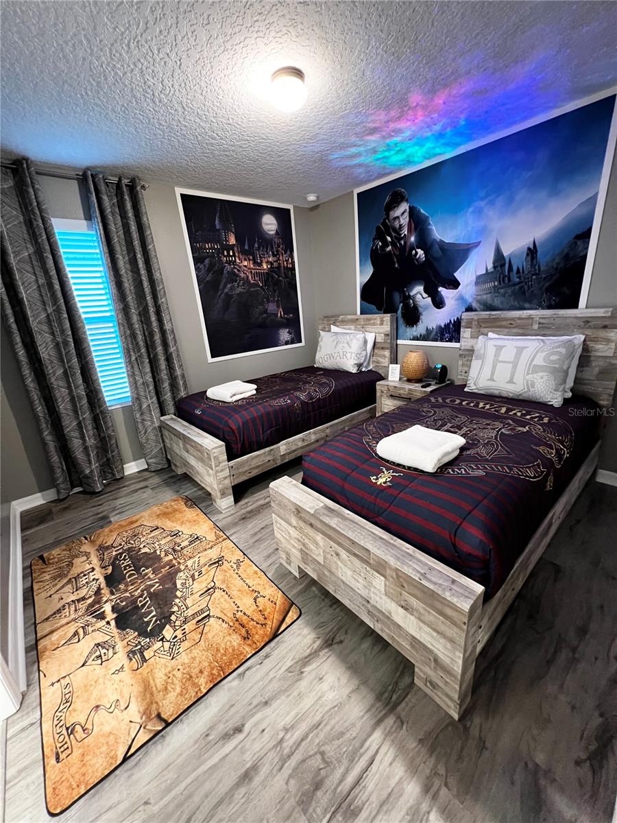 SOLARA RESIDENCE VACATION VILLAS REP - Residential