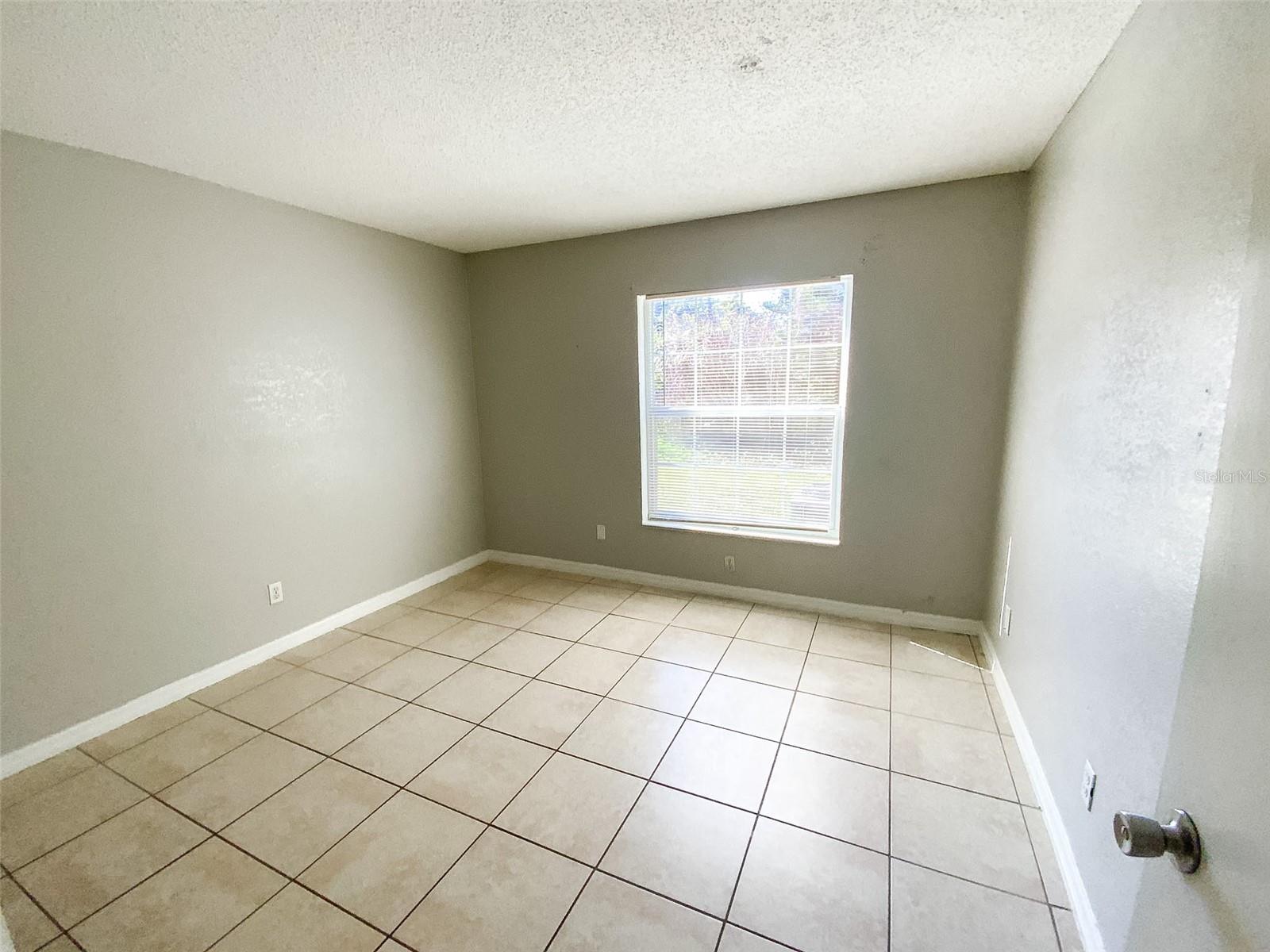 CLEWELL HEIGHTS SECOND ADDITIO - Residential Lease