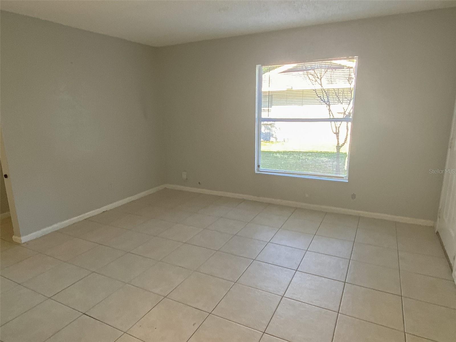 CLEWELL HEIGHTS SECOND ADDITIO - Residential Lease