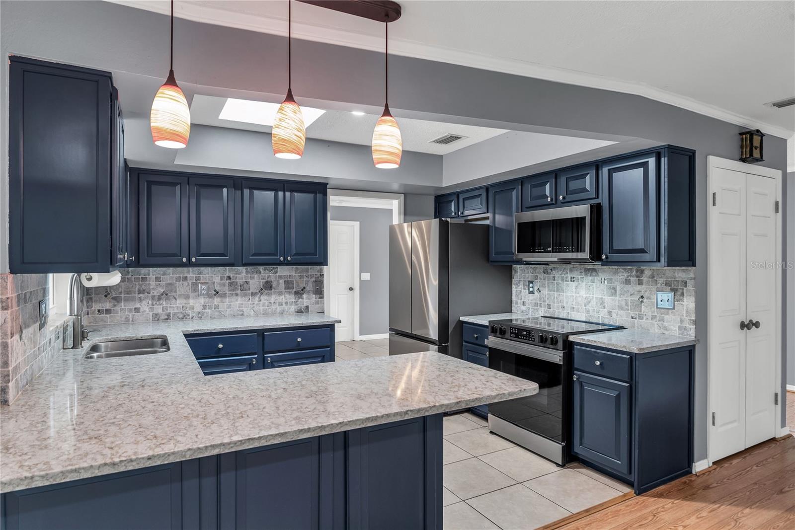 LAKE DORA PINES - Residential