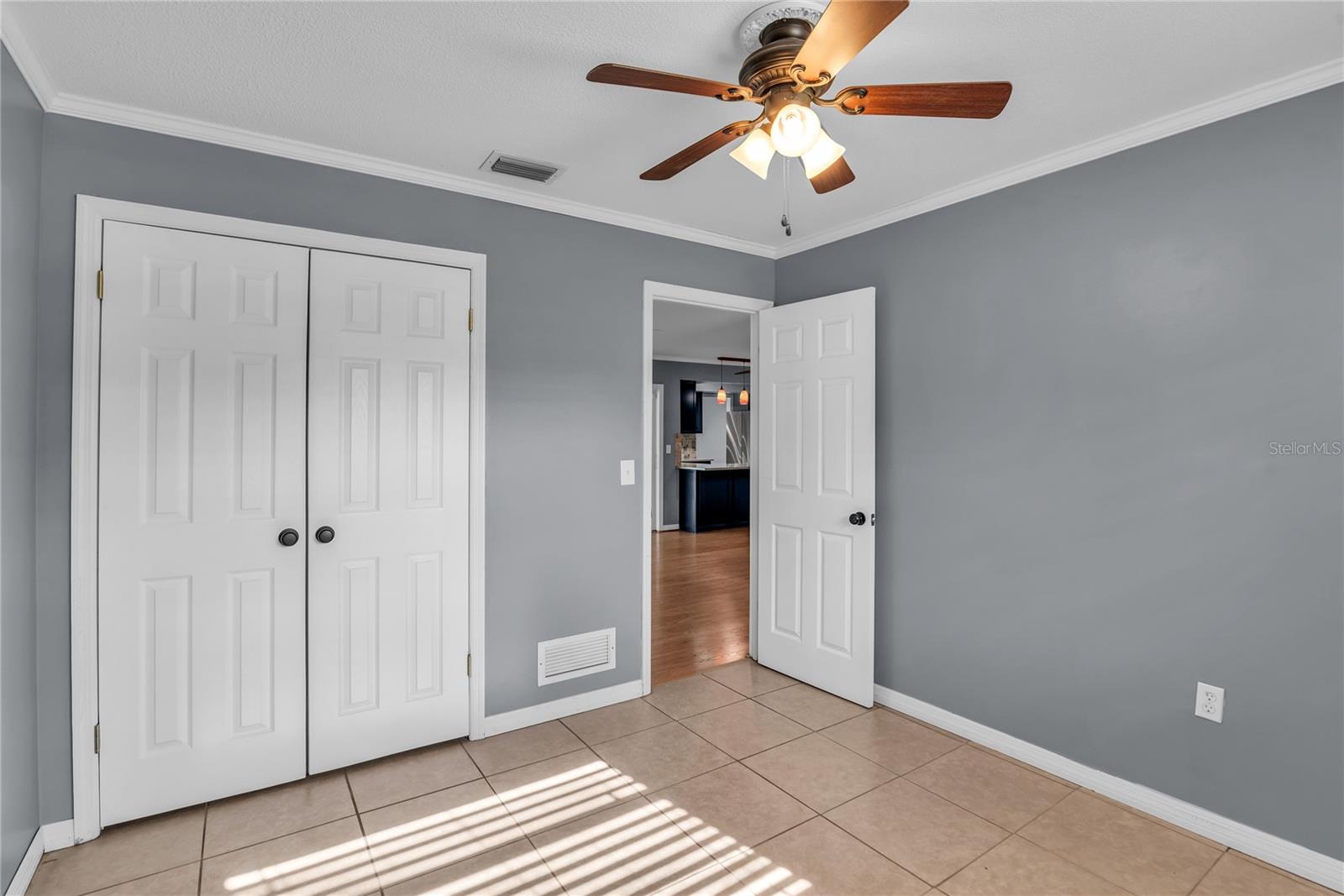 LAKE DORA PINES - Residential