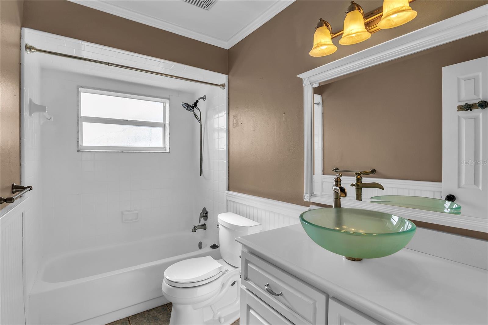 LAKE DORA PINES - Residential