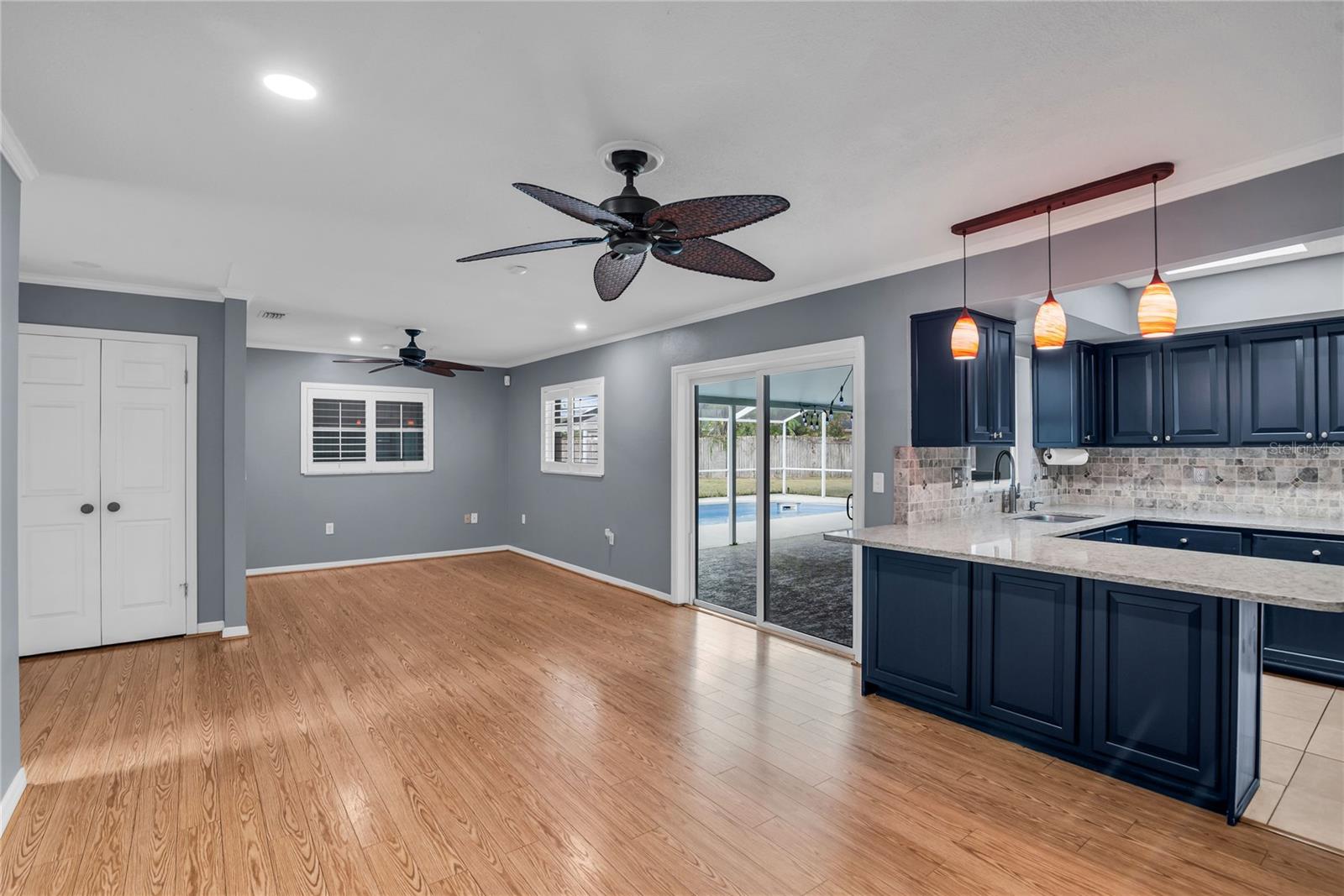 LAKE DORA PINES - Residential