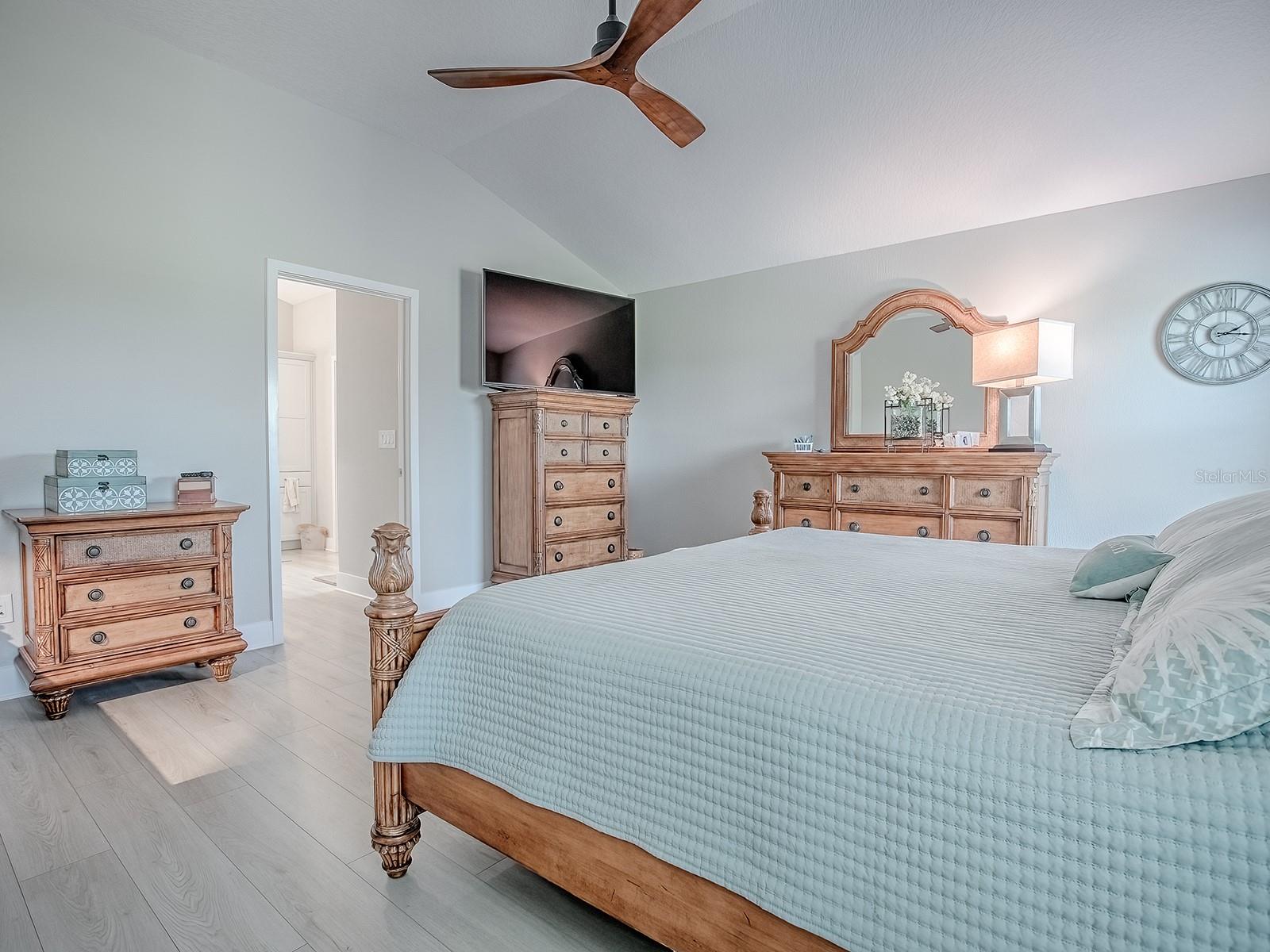 VILLAGES OF SOUTHERN OAKS - Residential
