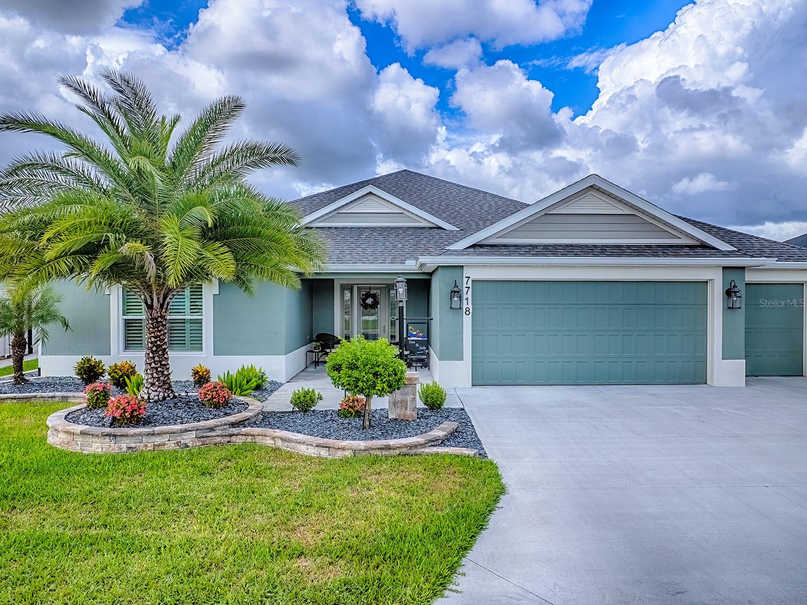 VILLAGES OF SOUTHERN OAKS - Residential