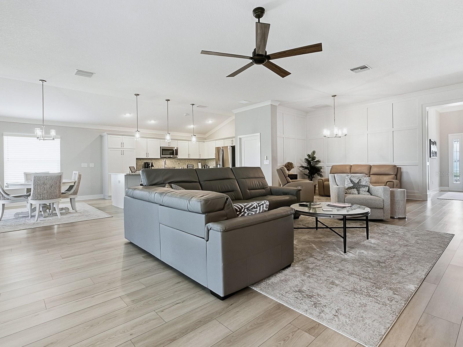 VILLAGES OF SOUTHERN OAKS - Residential
