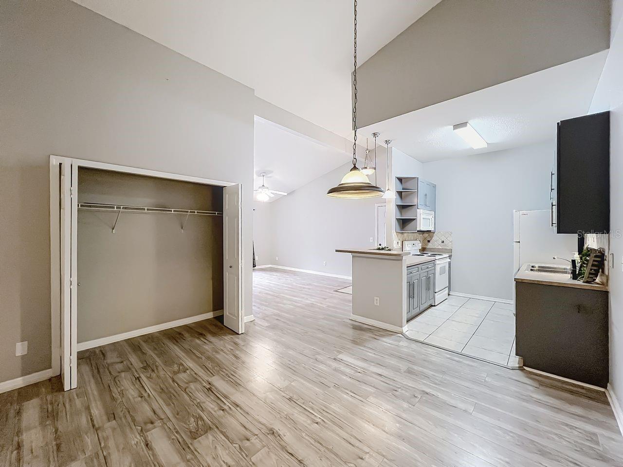 COVE AT PEARL LAKE - Residential Lease