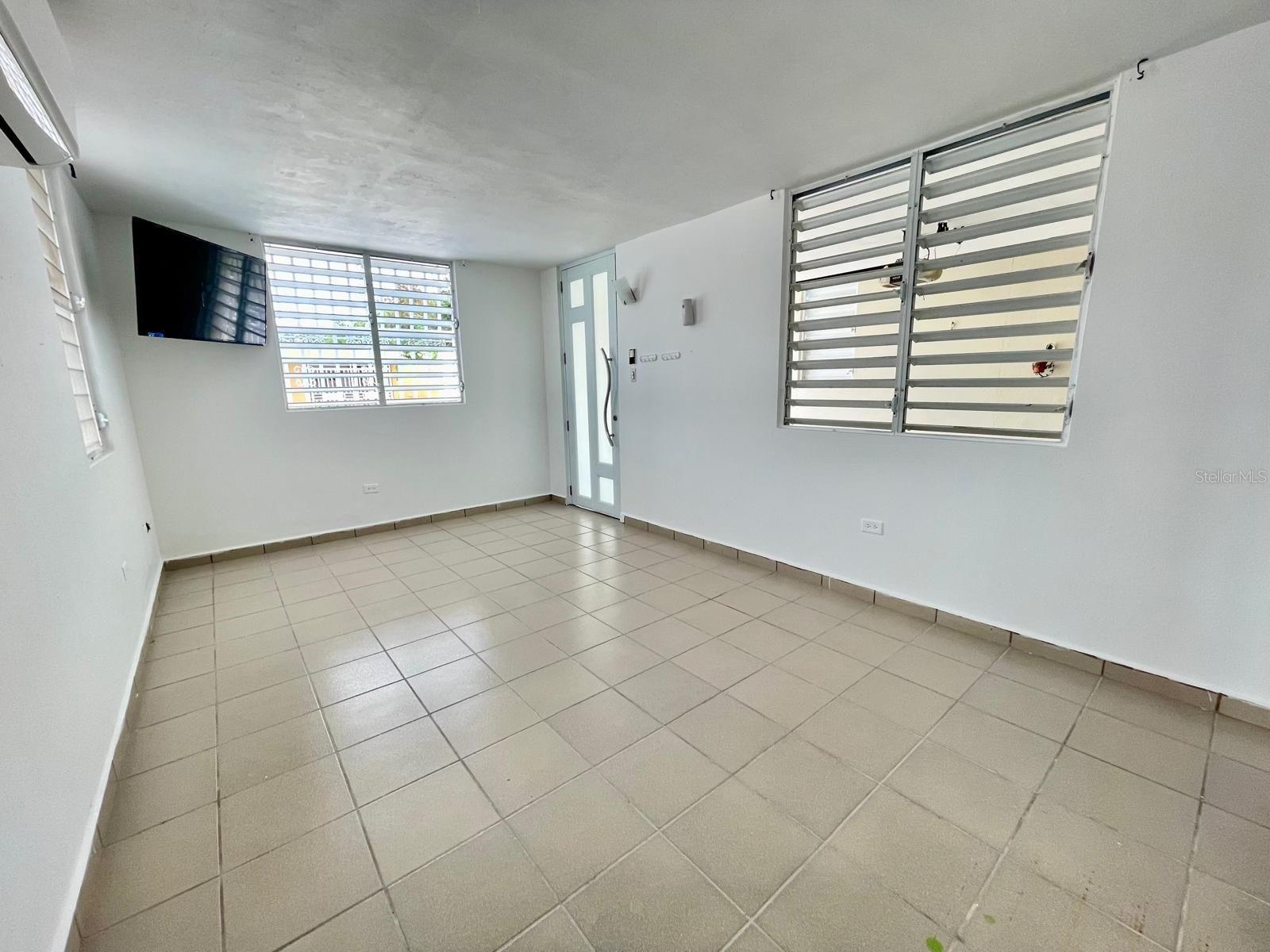 BRISAS DEL VALLE - Residential