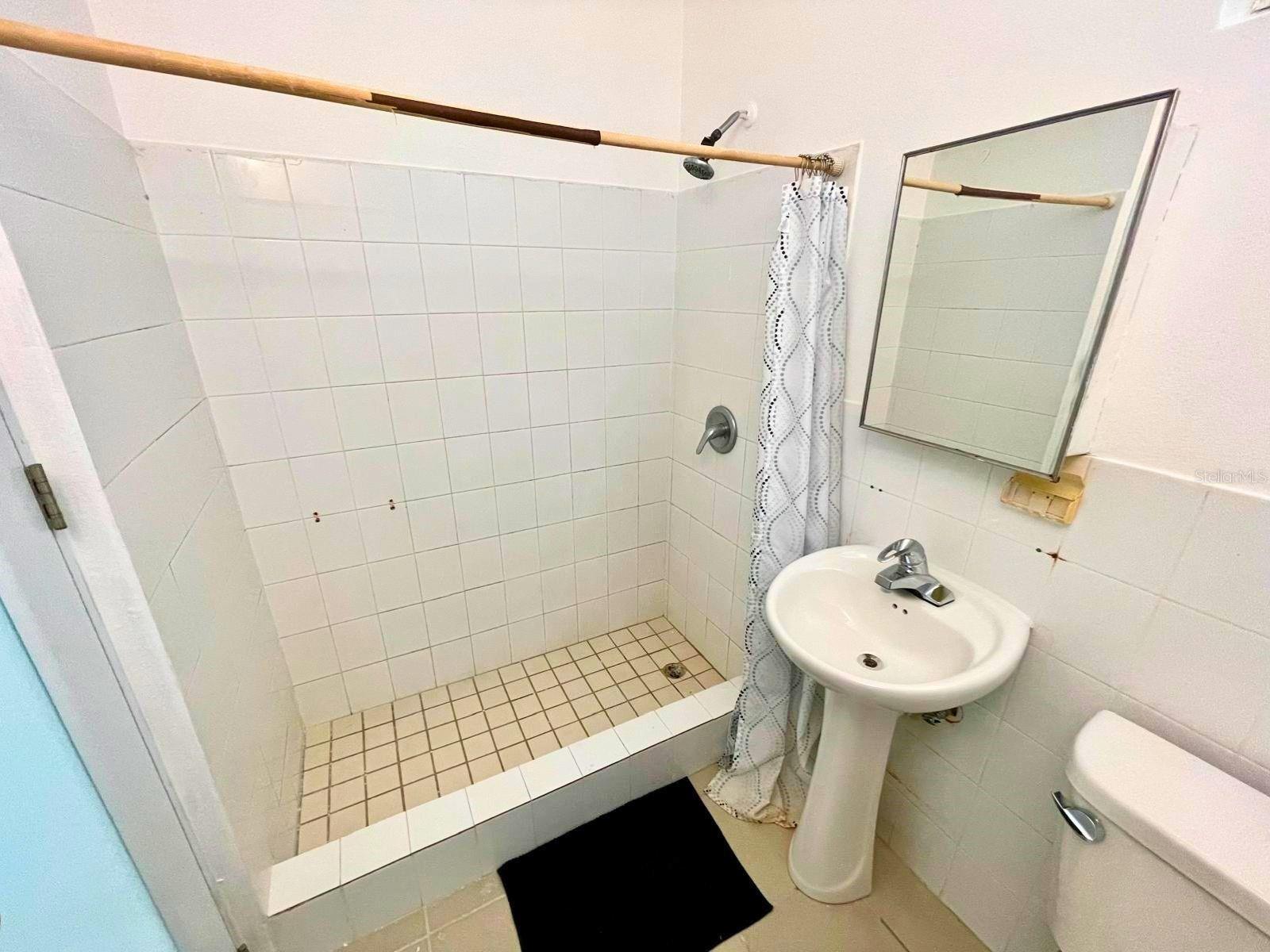 BRISAS DEL VALLE - Residential