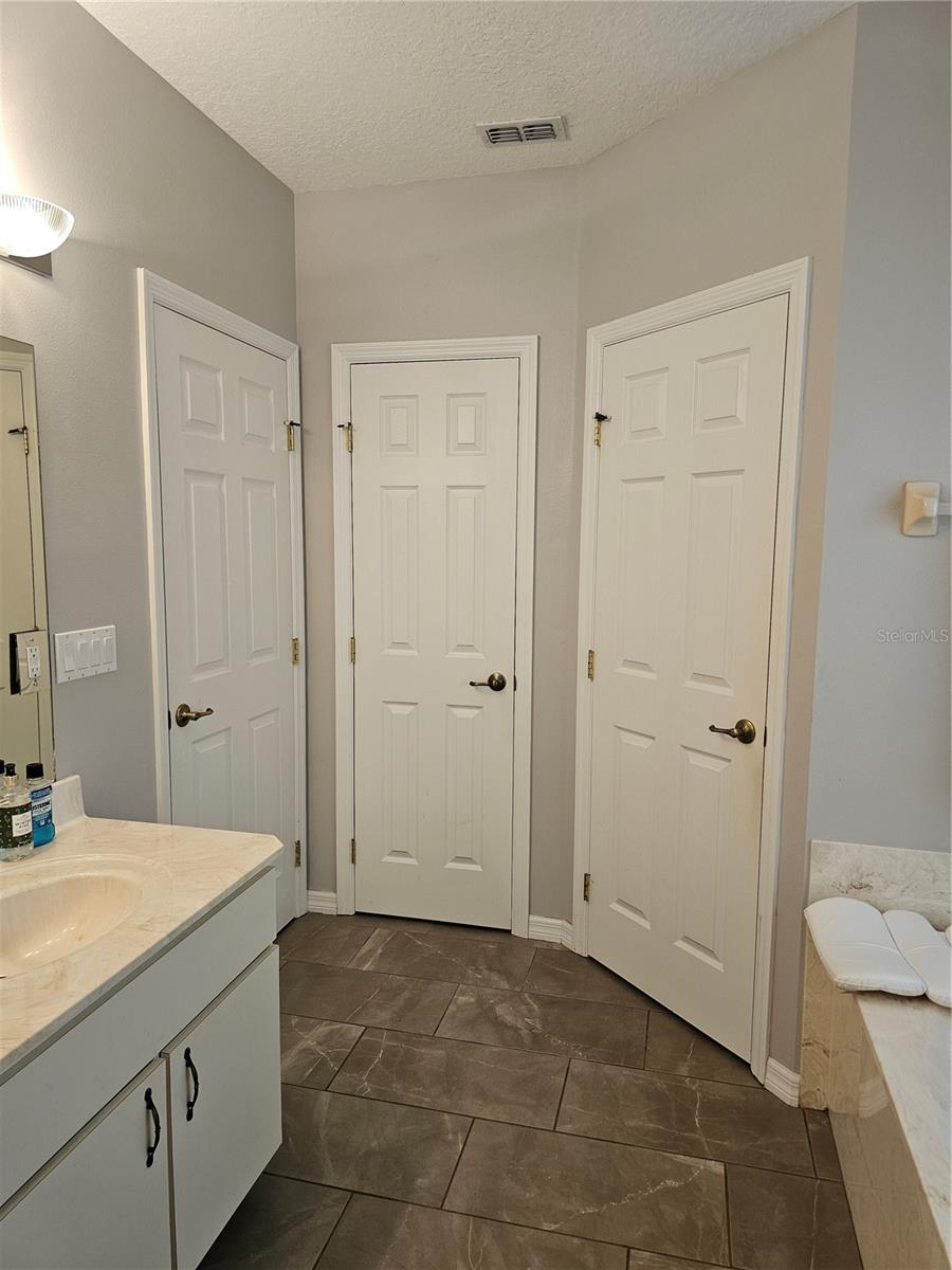 MAJESTIC OAKS SECOND ADD - Residential