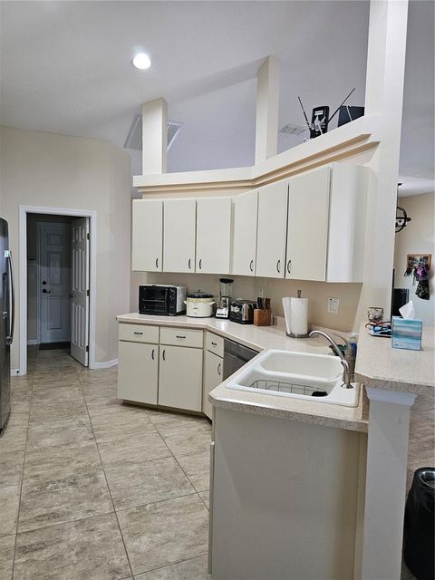Tiny photo for 5280 SW 88th Place, Ocala, FL 34476 (MLS # R4911241)