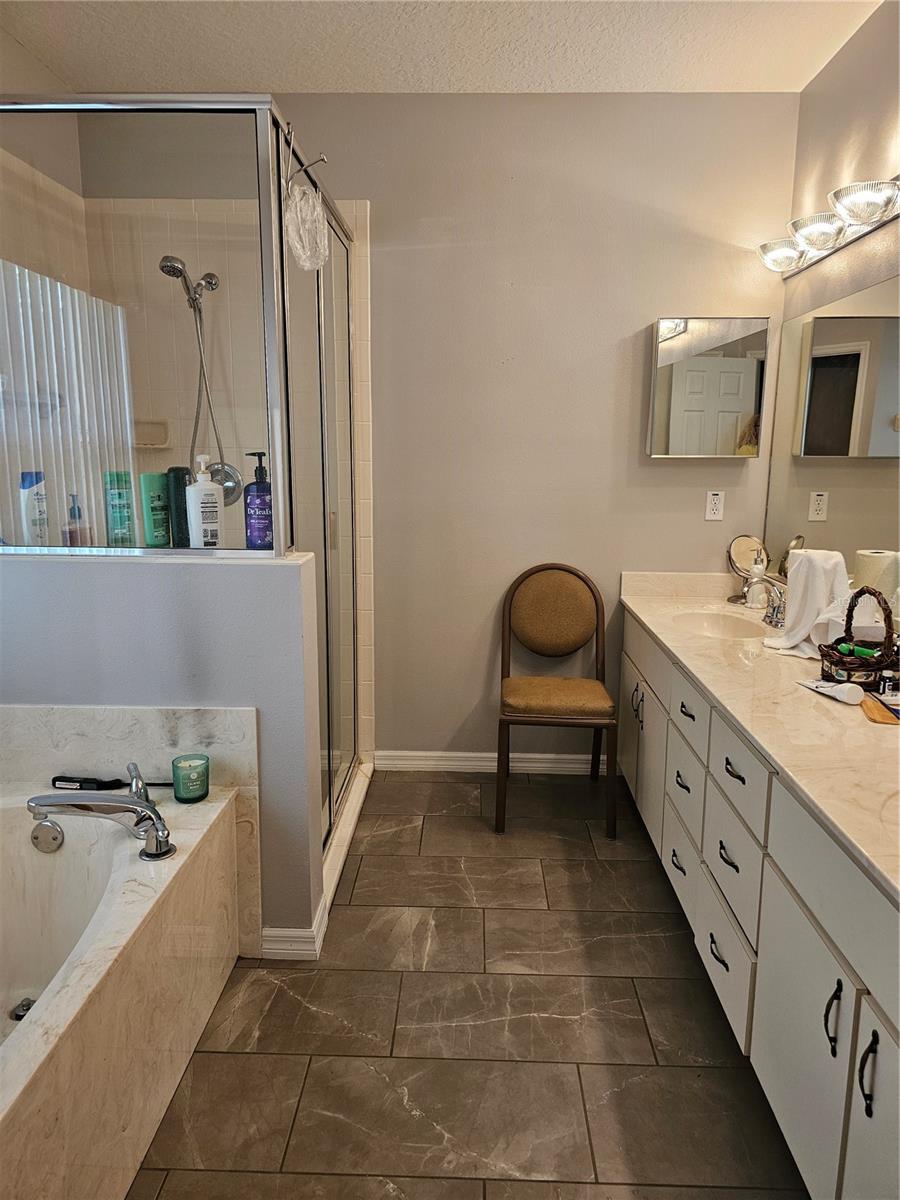 MAJESTIC OAKS SECOND ADD - Residential