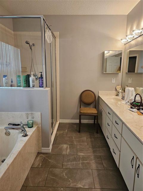 Tiny photo for 5280 SW 88th Place, Ocala, FL 34476 (MLS # R4911241)