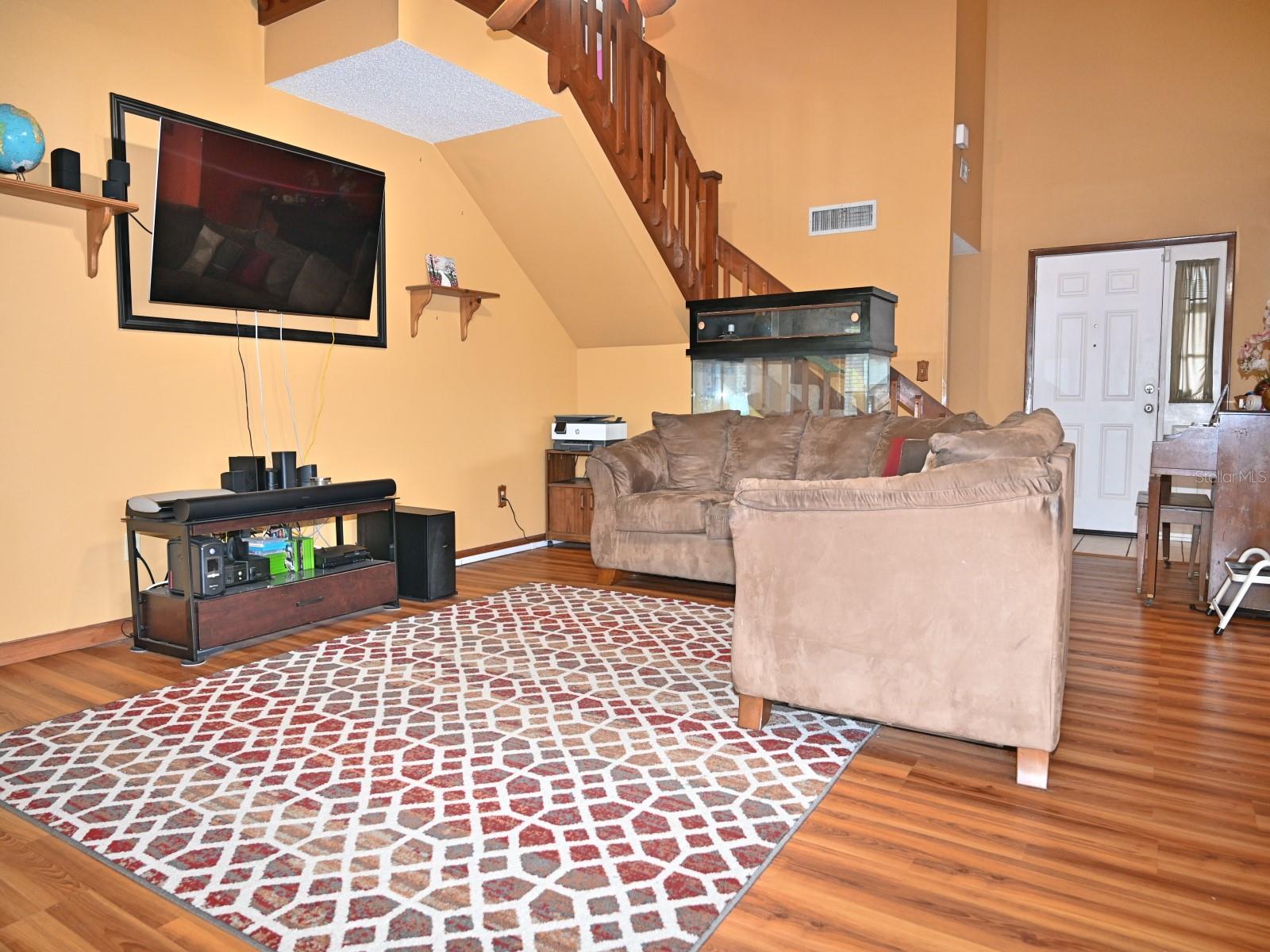 SUMMERBROOKE - Residential