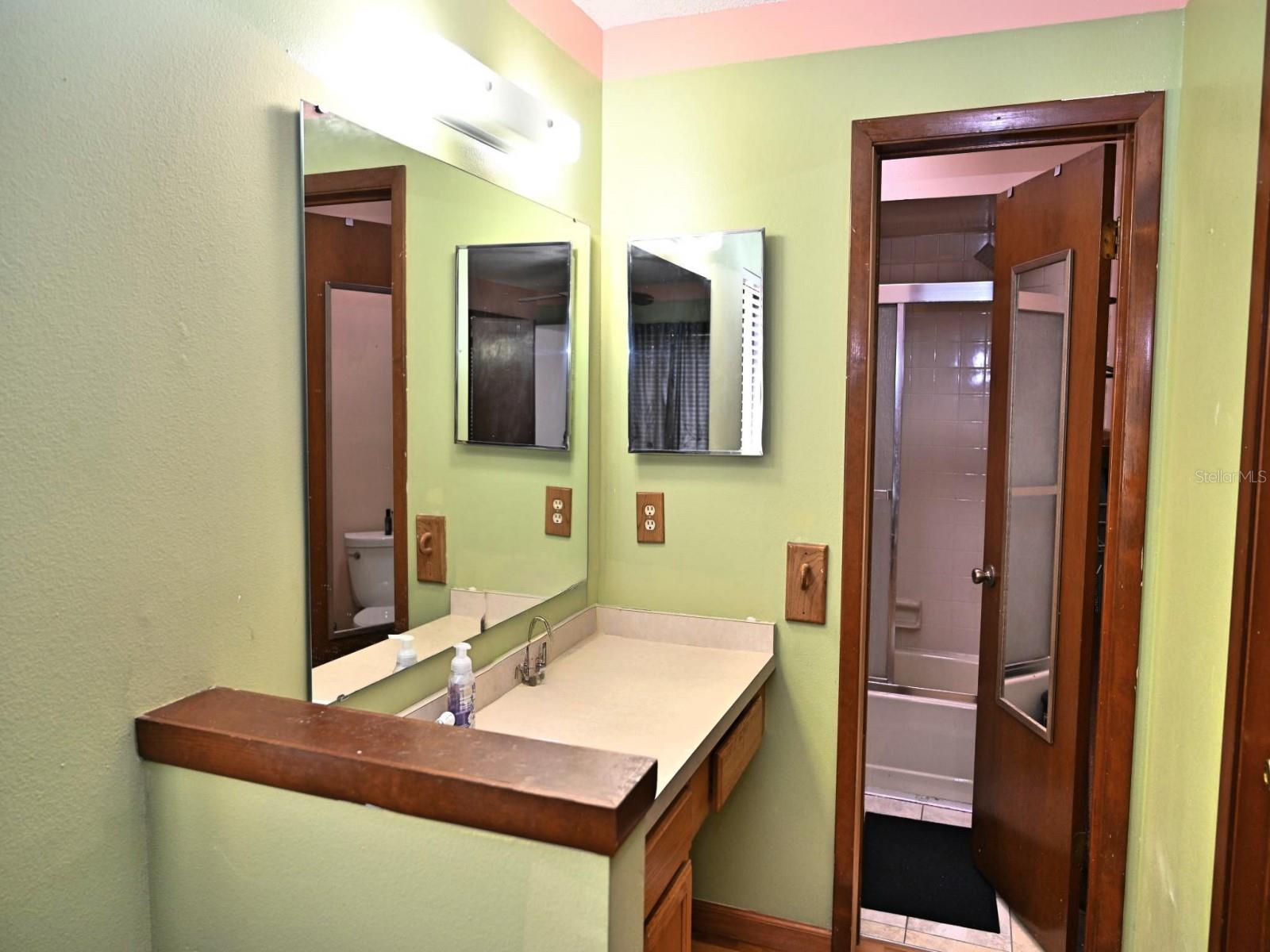 SUMMERBROOKE - Residential