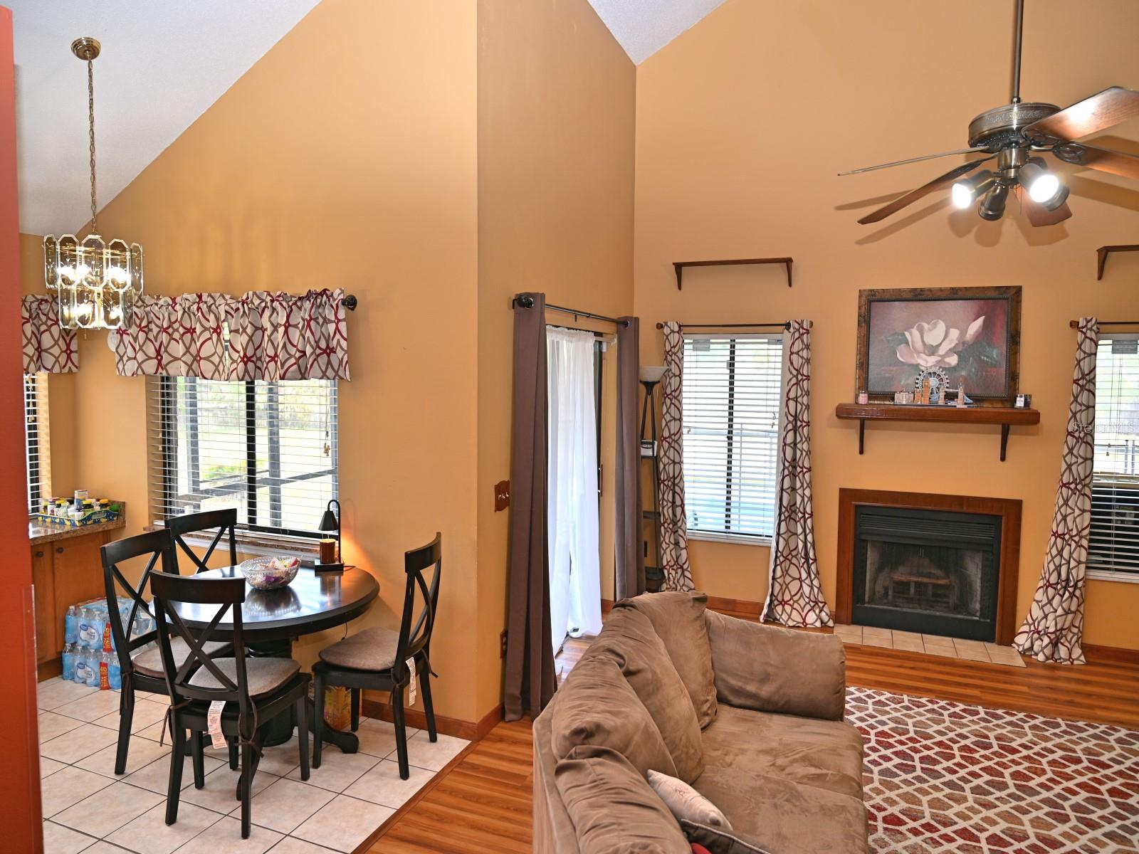 SUMMERBROOKE - Residential