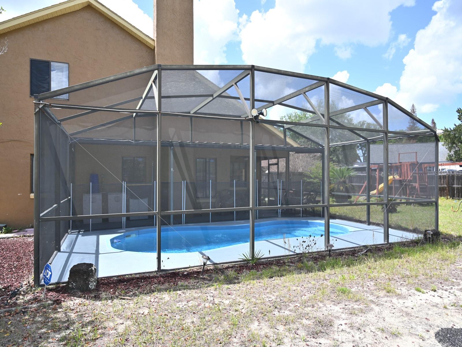 SUMMERBROOKE - Residential